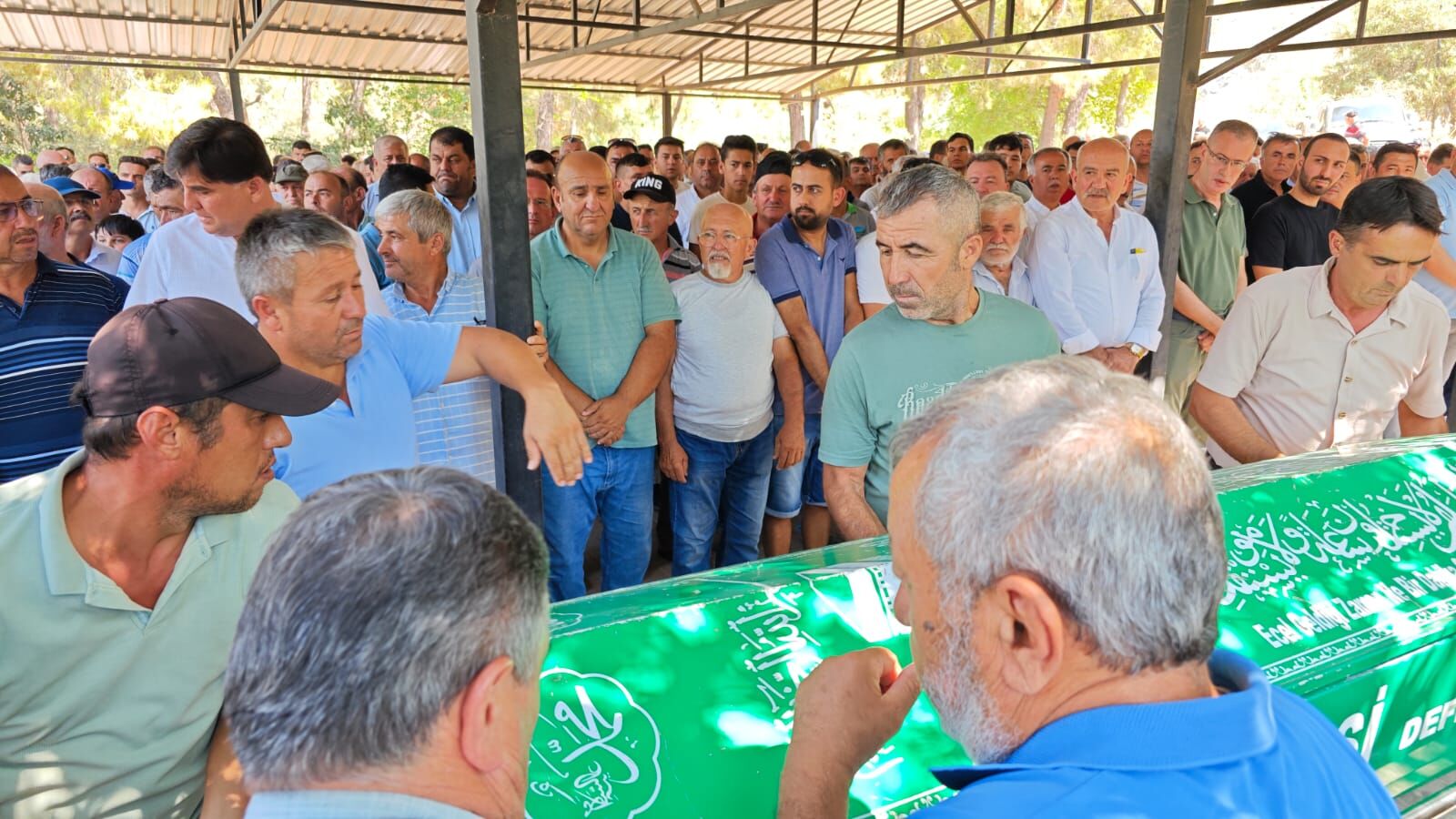Fethiye'de Muhtar Kavak'ın Oğlu, Selami Can Toprağa Verildi
