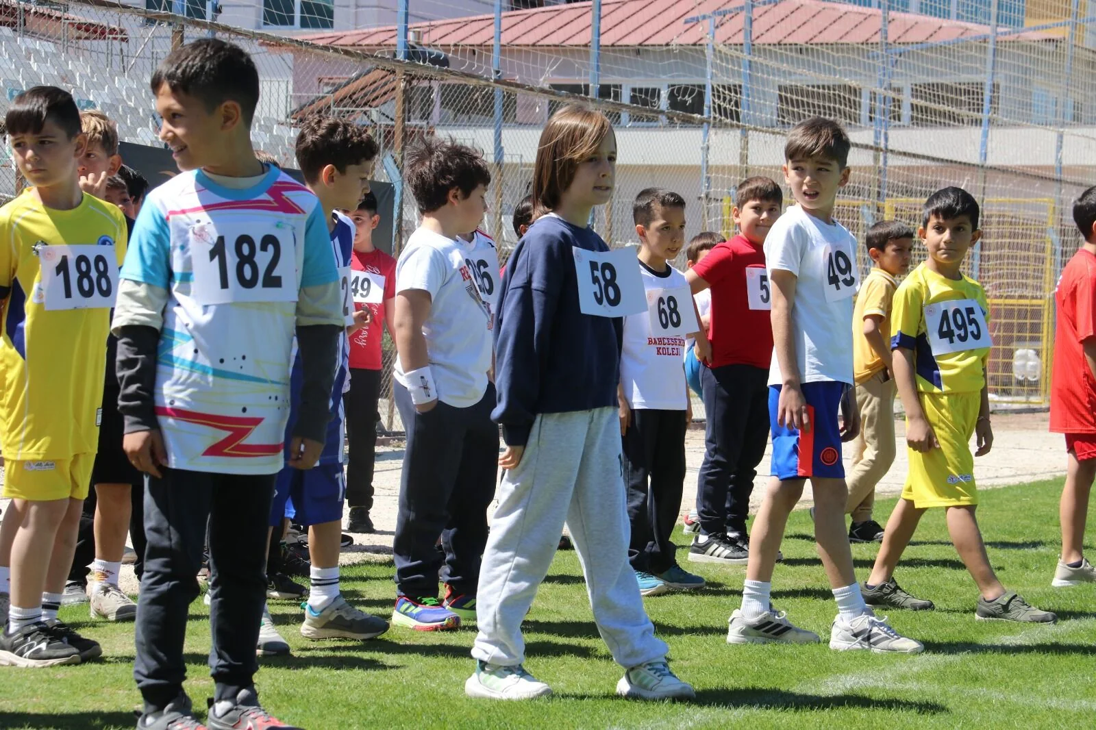 Fethiye’de Öğrenciler “En Hızlı” Olmak İçin Koştu