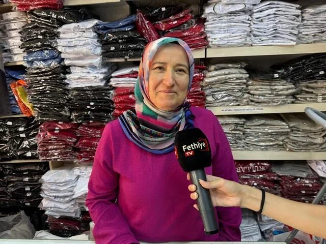 Fethiye’de Okul Kıyafeti Alışverişi Telaşı Başladı