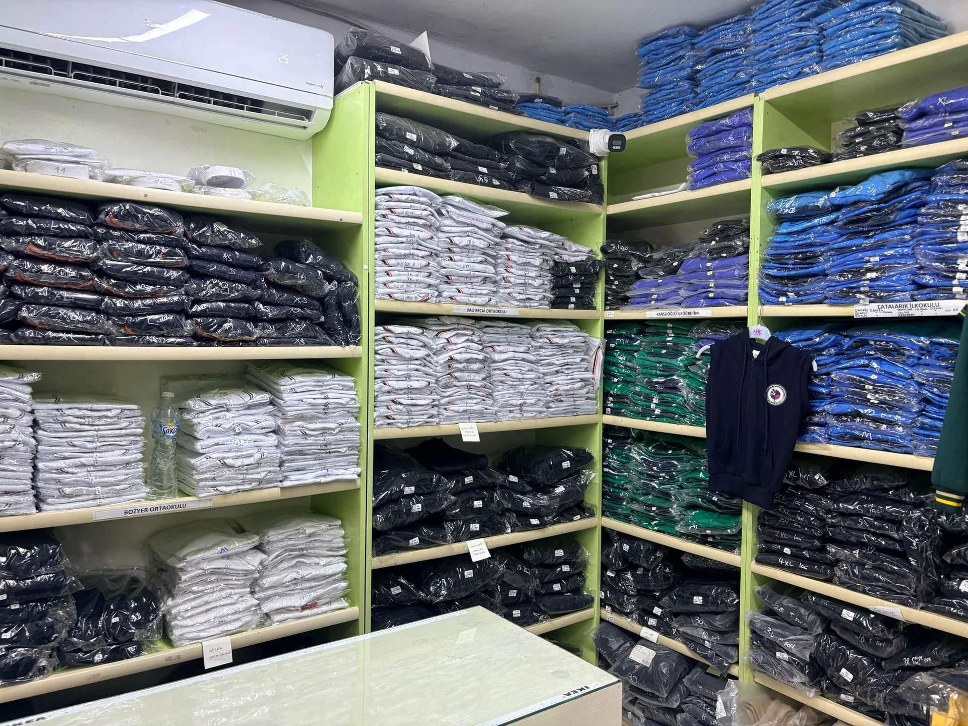 Fethiye’de Okul Kıyafeti Telaşı Başladı! Ortalama Maliyet 3 Bin TL