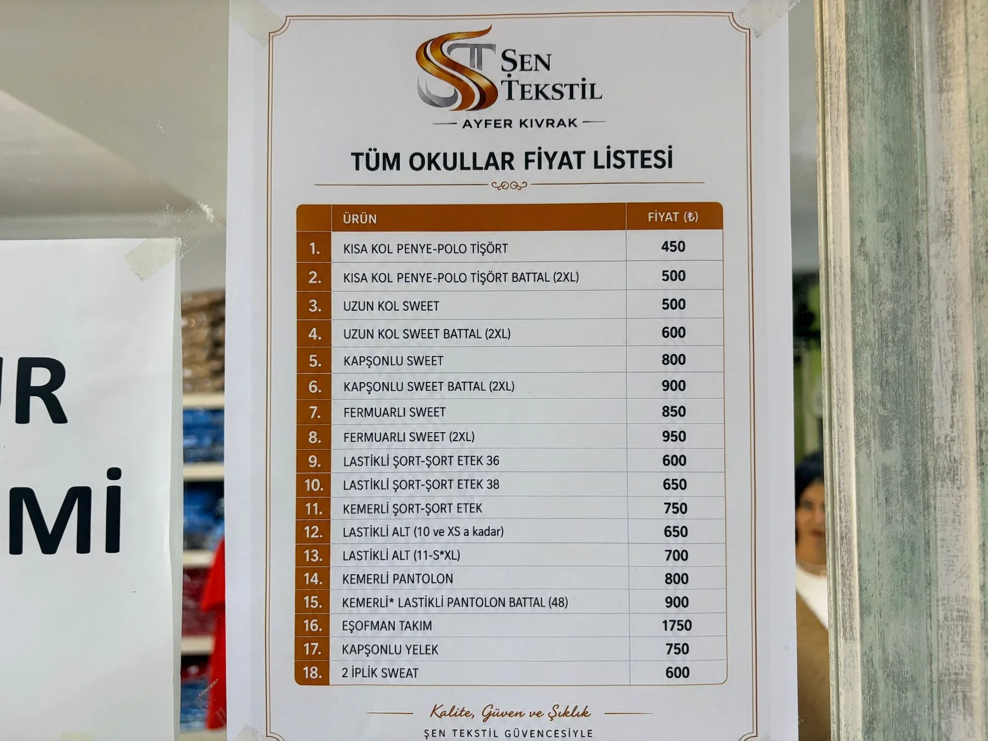 Fethiye’de Okul Kıyafeti Telaşı Başladı! Ortalama Maliyet 3 Bin TL