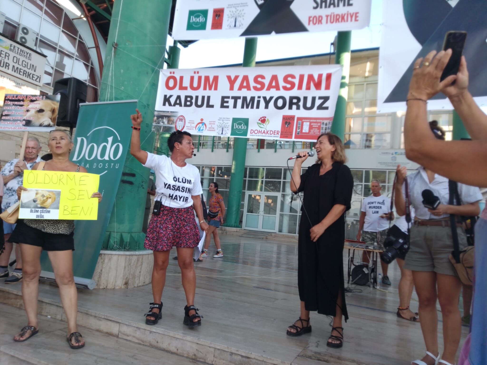Fethiye’de ‘Ötanazi’ye Tepki Eylemi