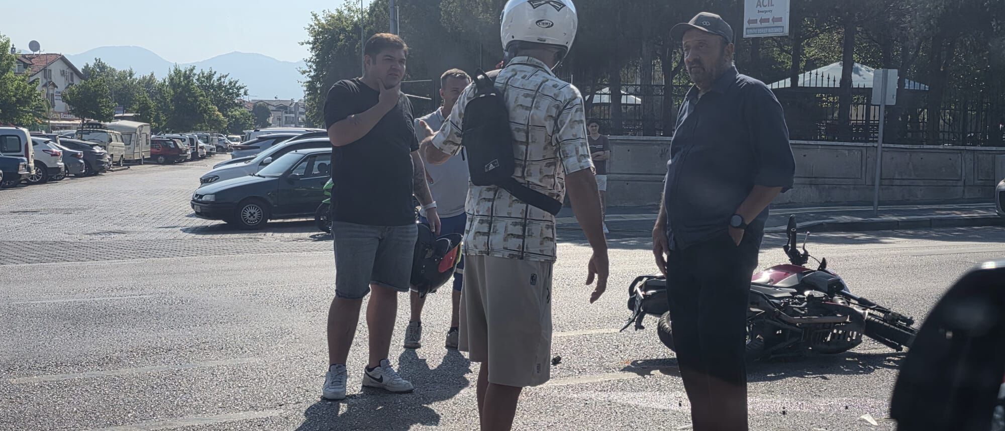 Fethiye’de Otomobil ile Motosiklet Çarpıştı: Sürücü Yaralandı