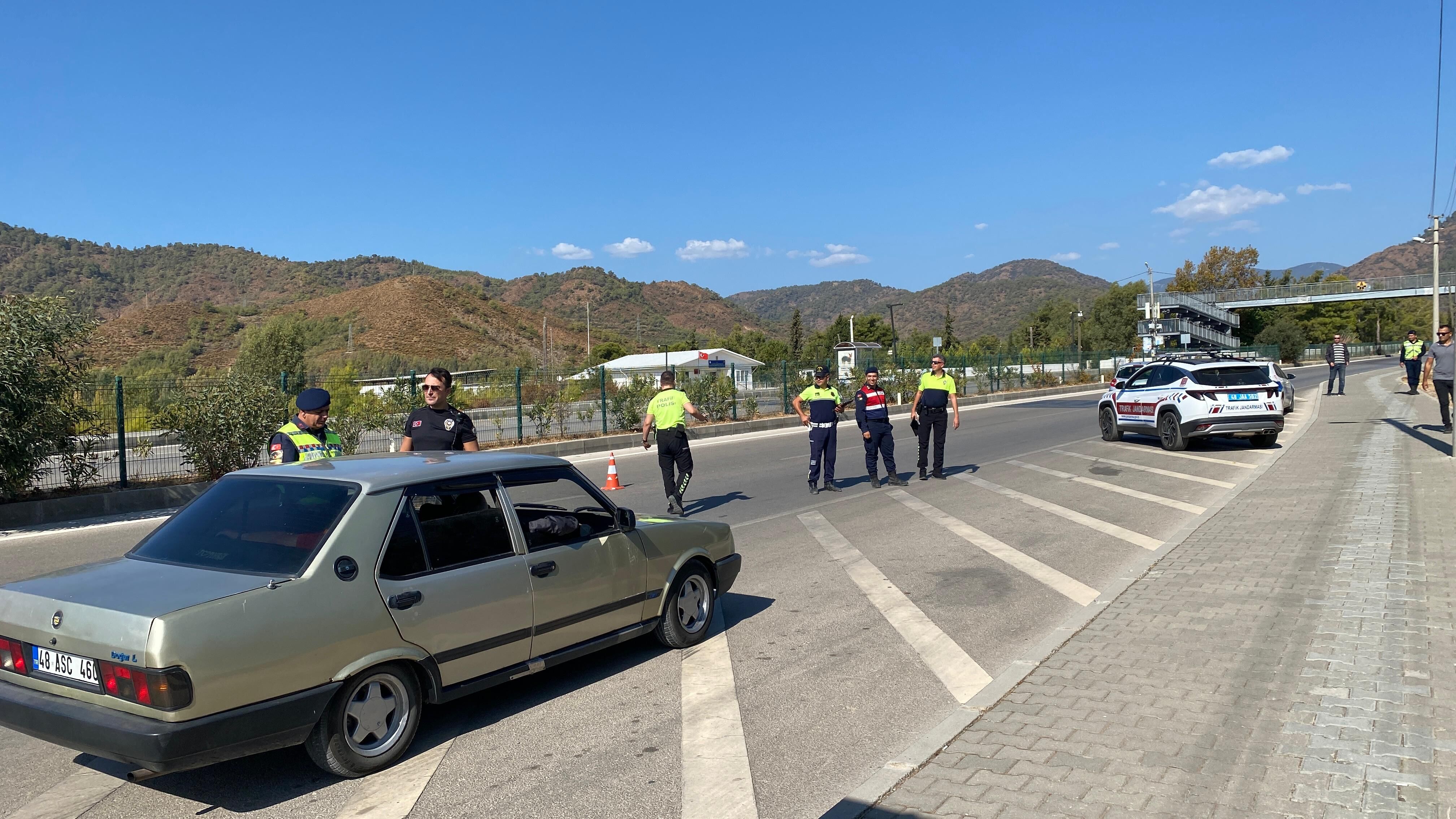 Fethiye’de Polis Ve Jandarmadan Ortak Denetimler