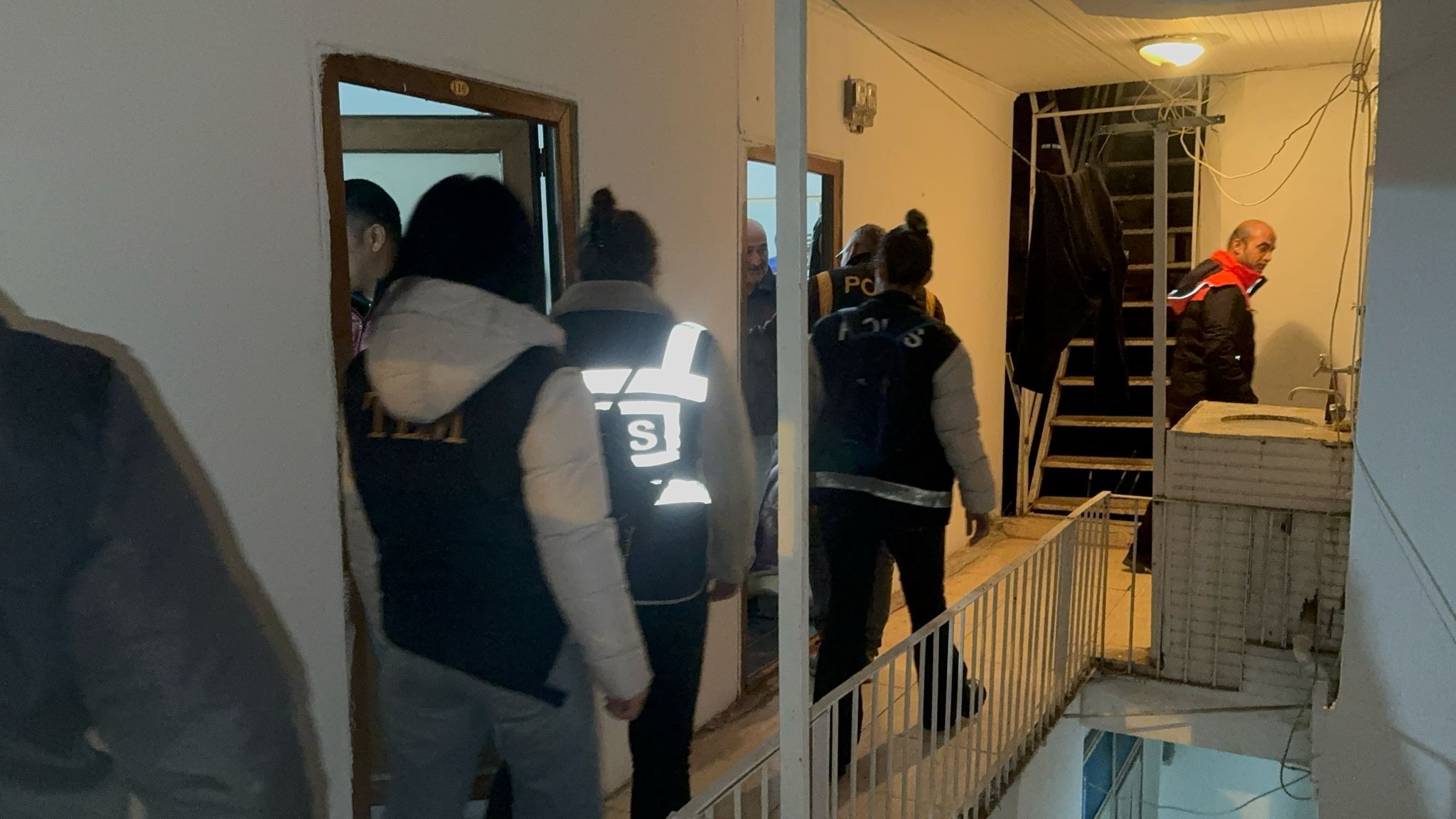 Fethiye’de Polisten Pansiyonlara Denetim