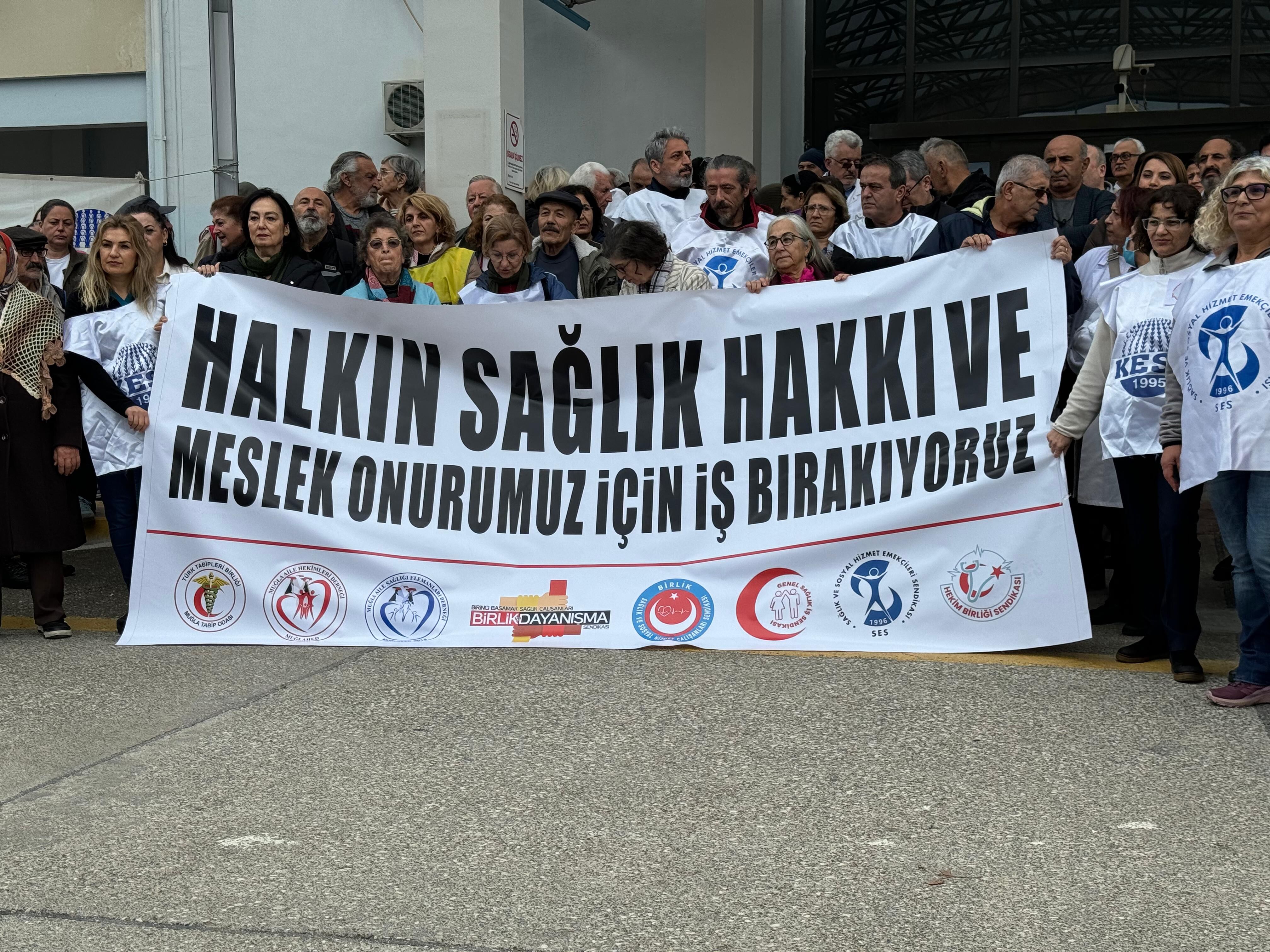 Fethiye'de Sağlıkçılardan 1 Günlük İş Bırakma Eylemi