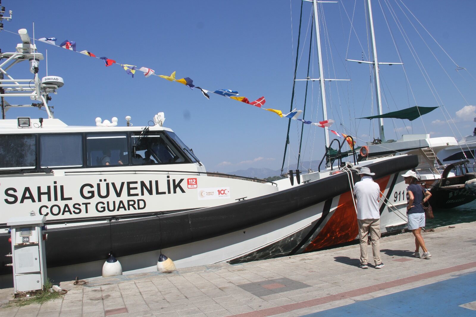 Fethiye'de Sahil Güvenlik TCSG-911 Botu Ziyaretçilerini Ağırladı