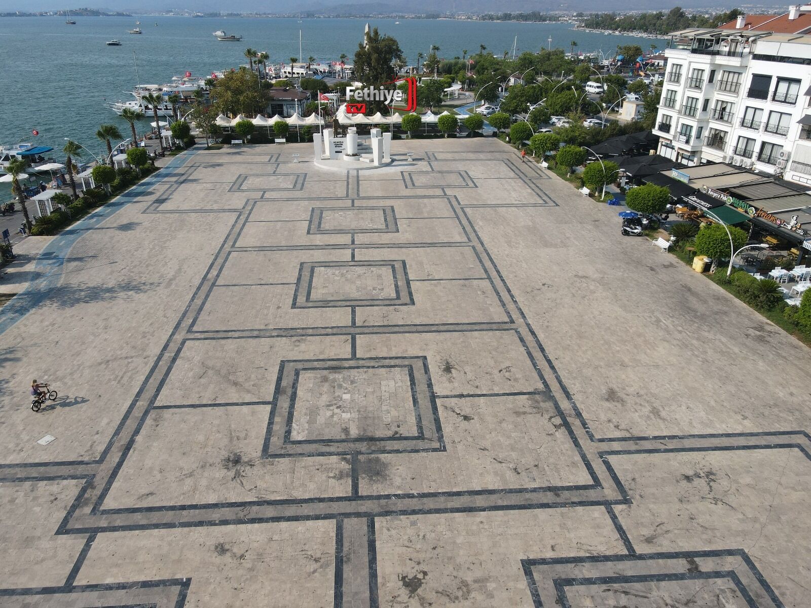 Fethiye’de Sıcak Hava Dalgası Park ve Meydanları Boş Bıraktı
