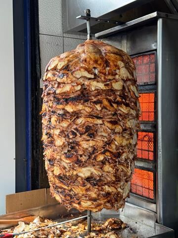 Fethiye’de Tavuk Döner Ustalarından 2 Farklı Yanıt
