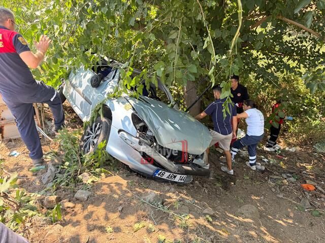 Fethiye’de Tek Taraflı Trafik Kazası; 2 Ölü 1 Yaralı