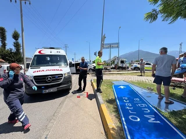 Fethiye’de Trafik Kazasında 11 Kişi Yaralandı