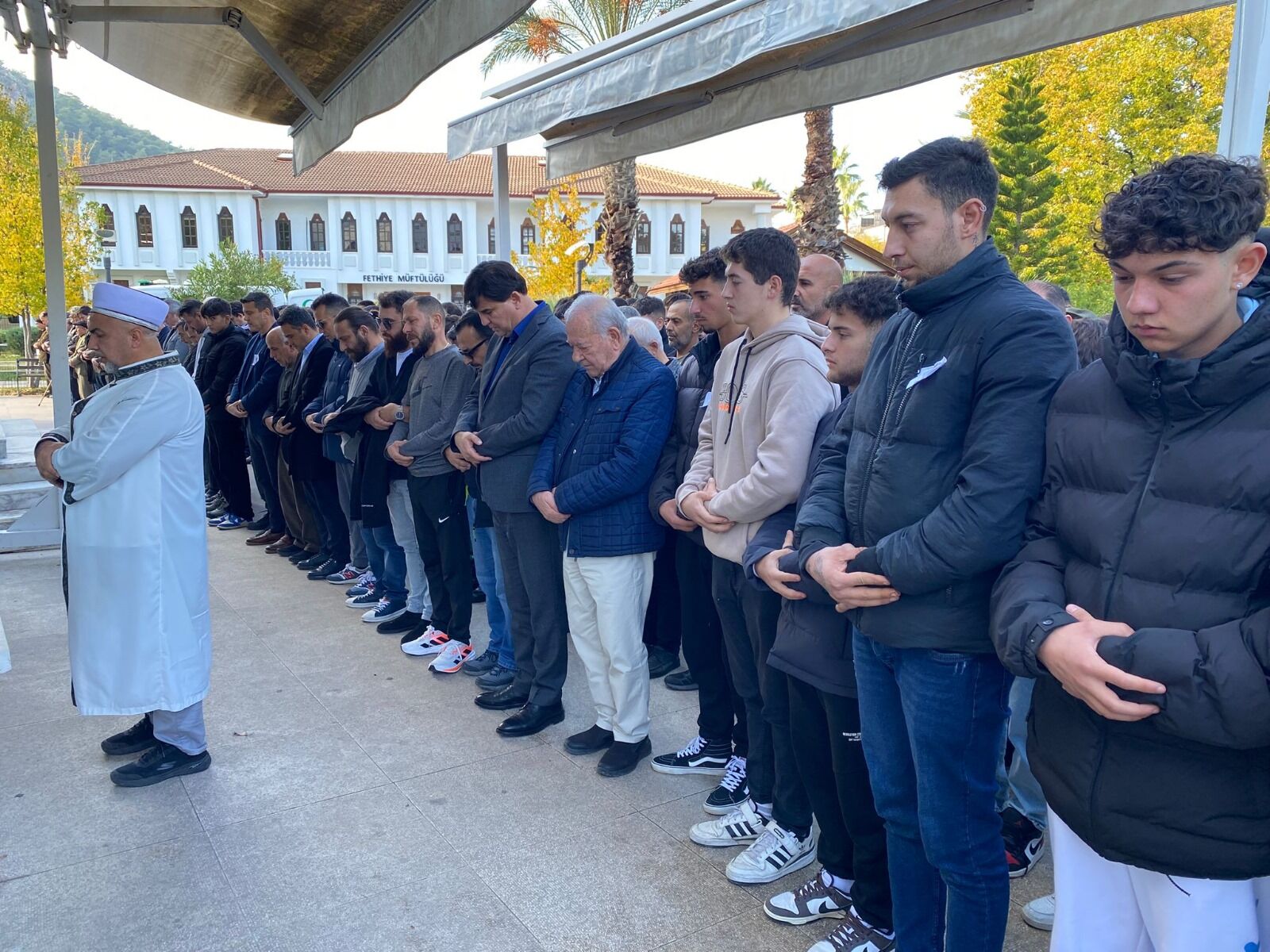 Fethiye’de Trafik Kazasında Hayatını Kaybeden Genç Son Yolculuğuna Uğurlandı