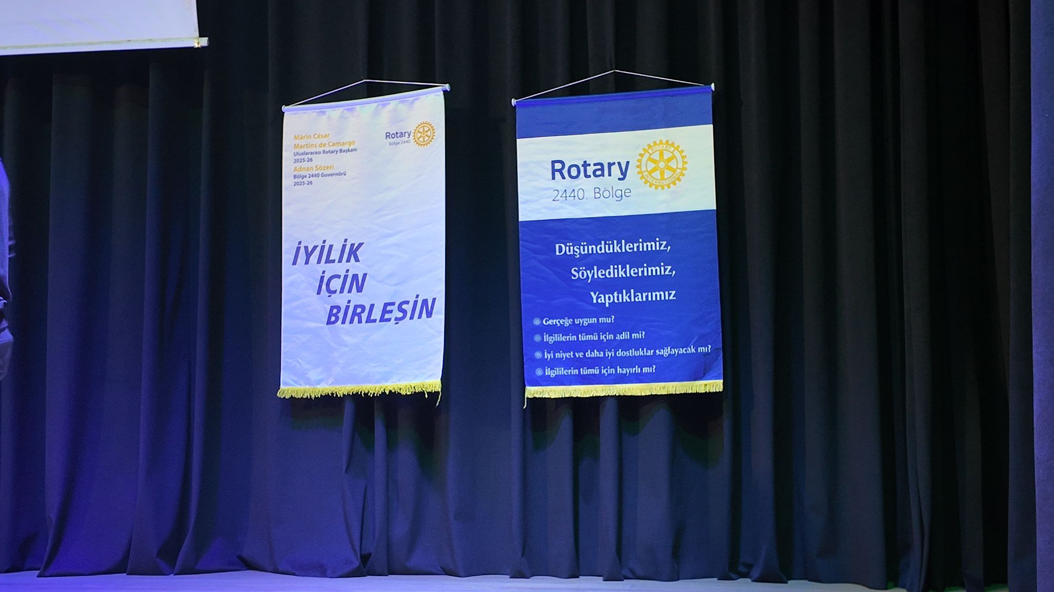Fethiye’de “Yapay Zekâ ve Geleceğin Dünyası” Konferansı Düzenlendi