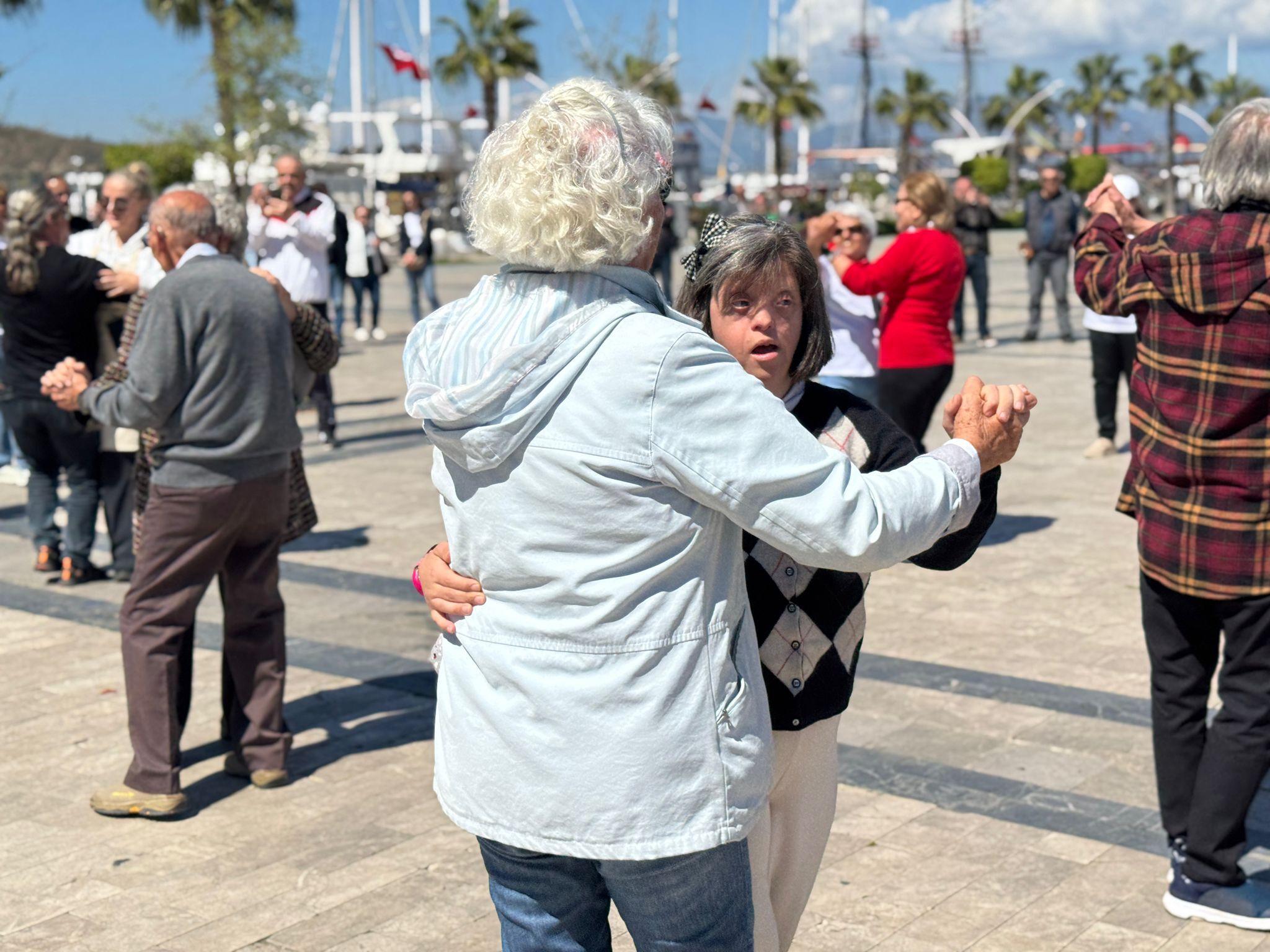 Fethiye’de Yaşlılara Saygı Haftası Etkinliği Renkli Görüntülere Sahne Oldu