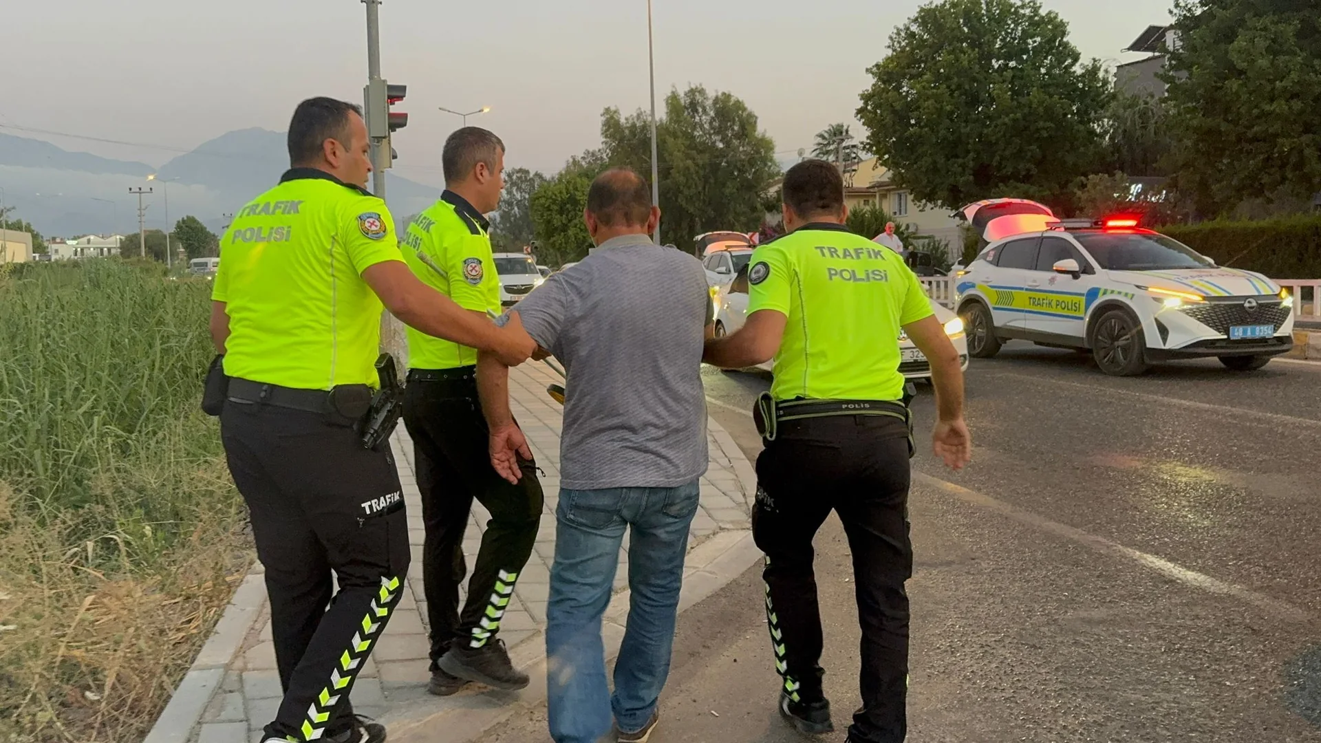 Fethiye’de Yaya Geçidinde Otomobilin Çarptığı Kadın 7 Günlük Yaşam Savaşını Kaybetti