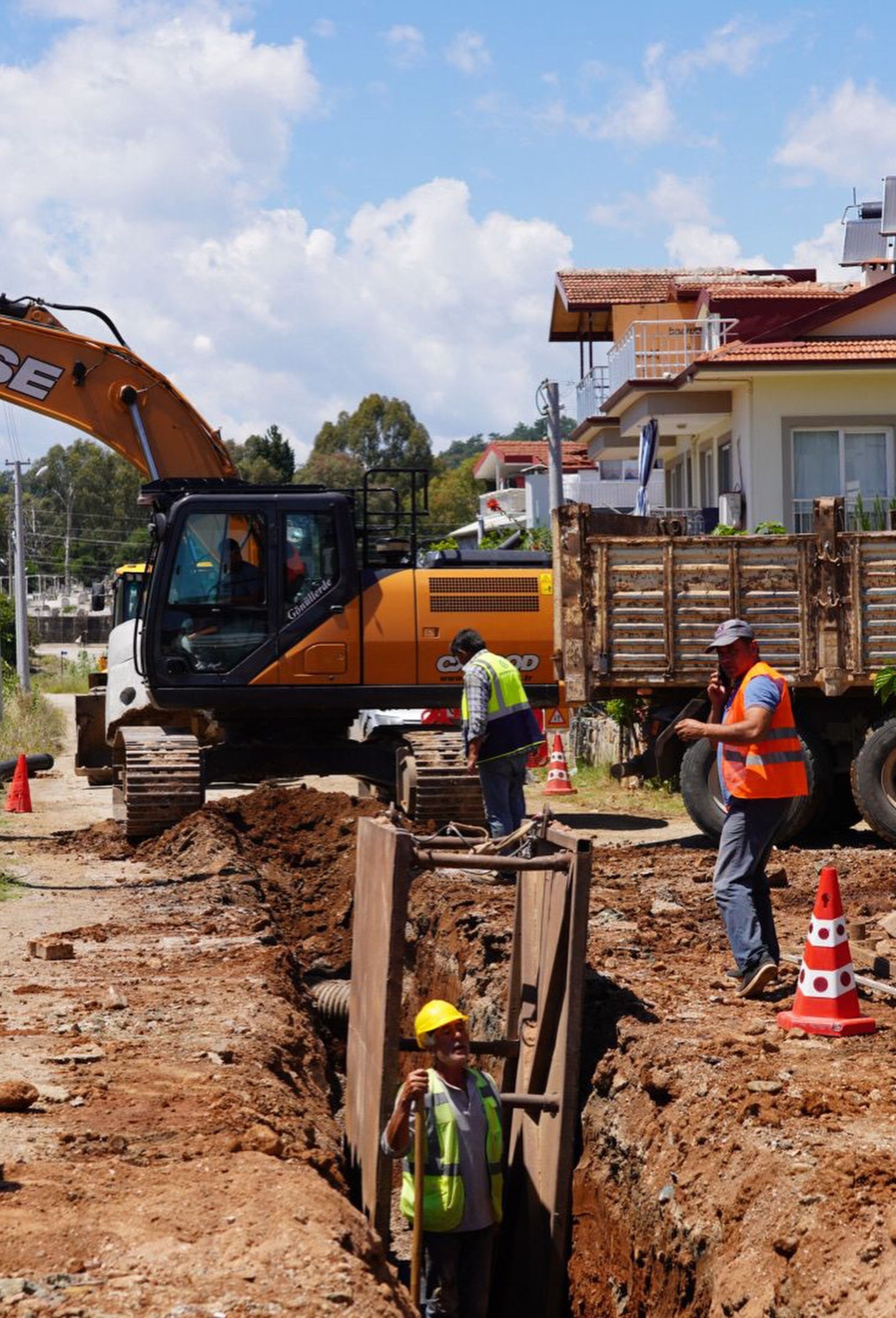 Fethiye’de Yeni Mahalle Kanalizasyona Kavuşuyor