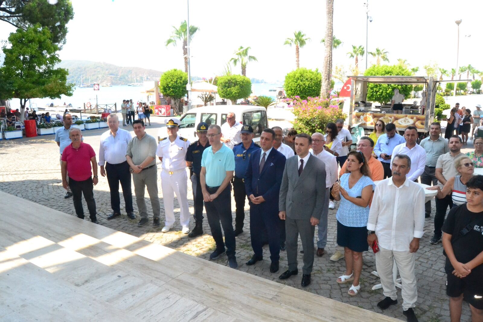 Fethiye'de Yükümlülerden Geri Dönüşüm El Sanatları Sergisi