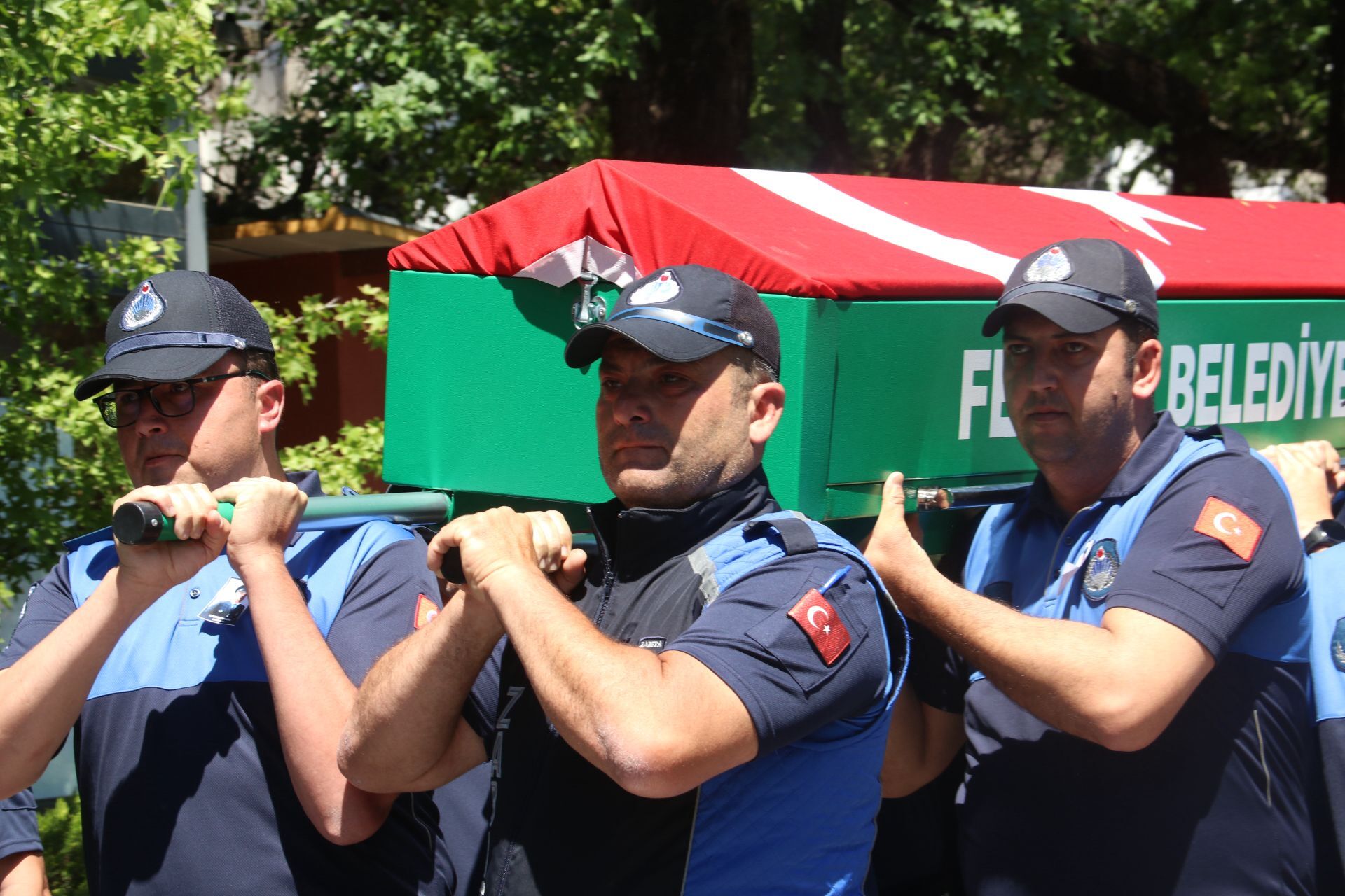Fethiye’de Zabıta Personeli Kerem Ersoy’a Duygusal Veda