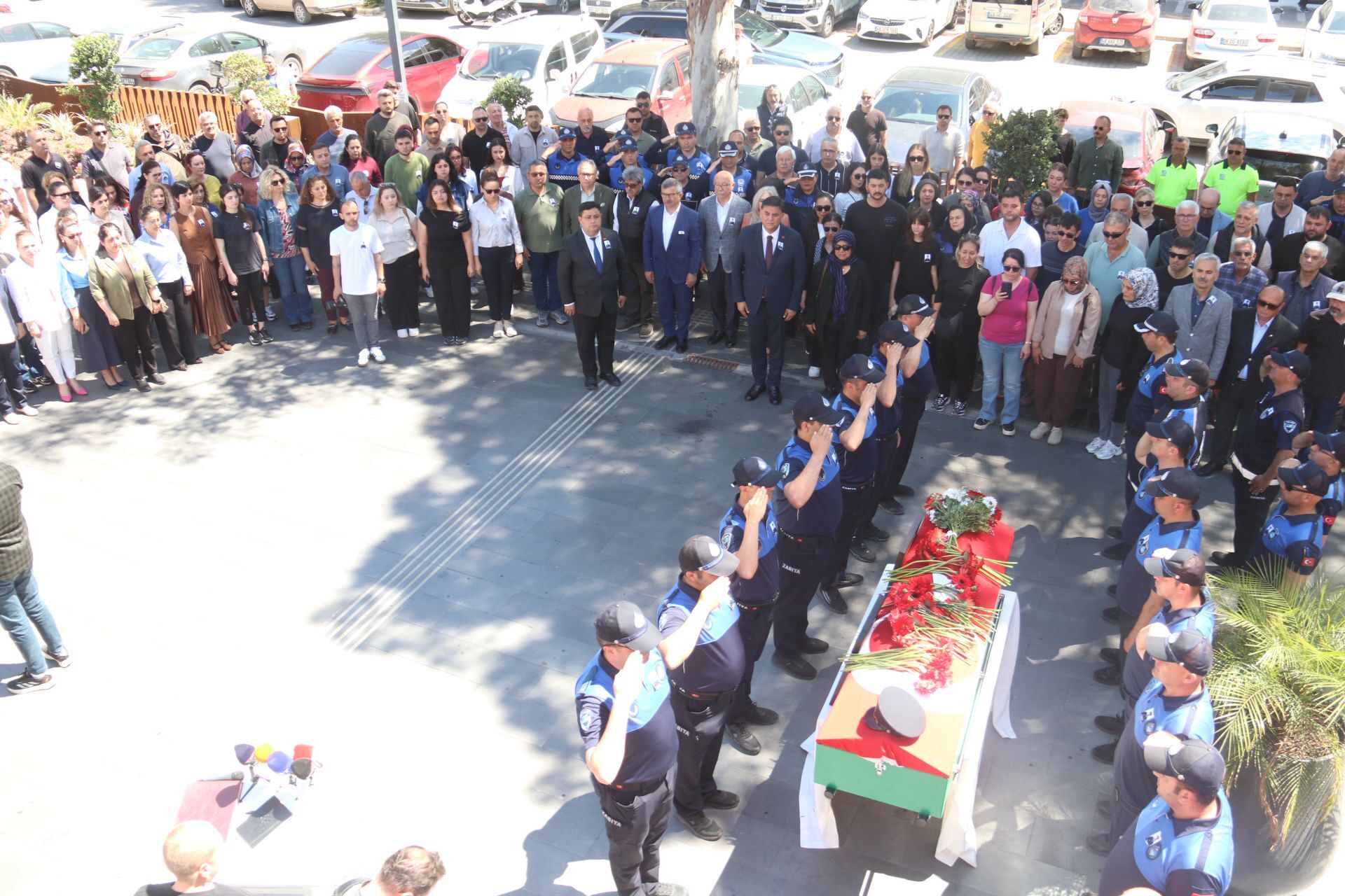 Fethiye’de Zabıta Personeli Kerem Ersoy’a Duygusal Veda
