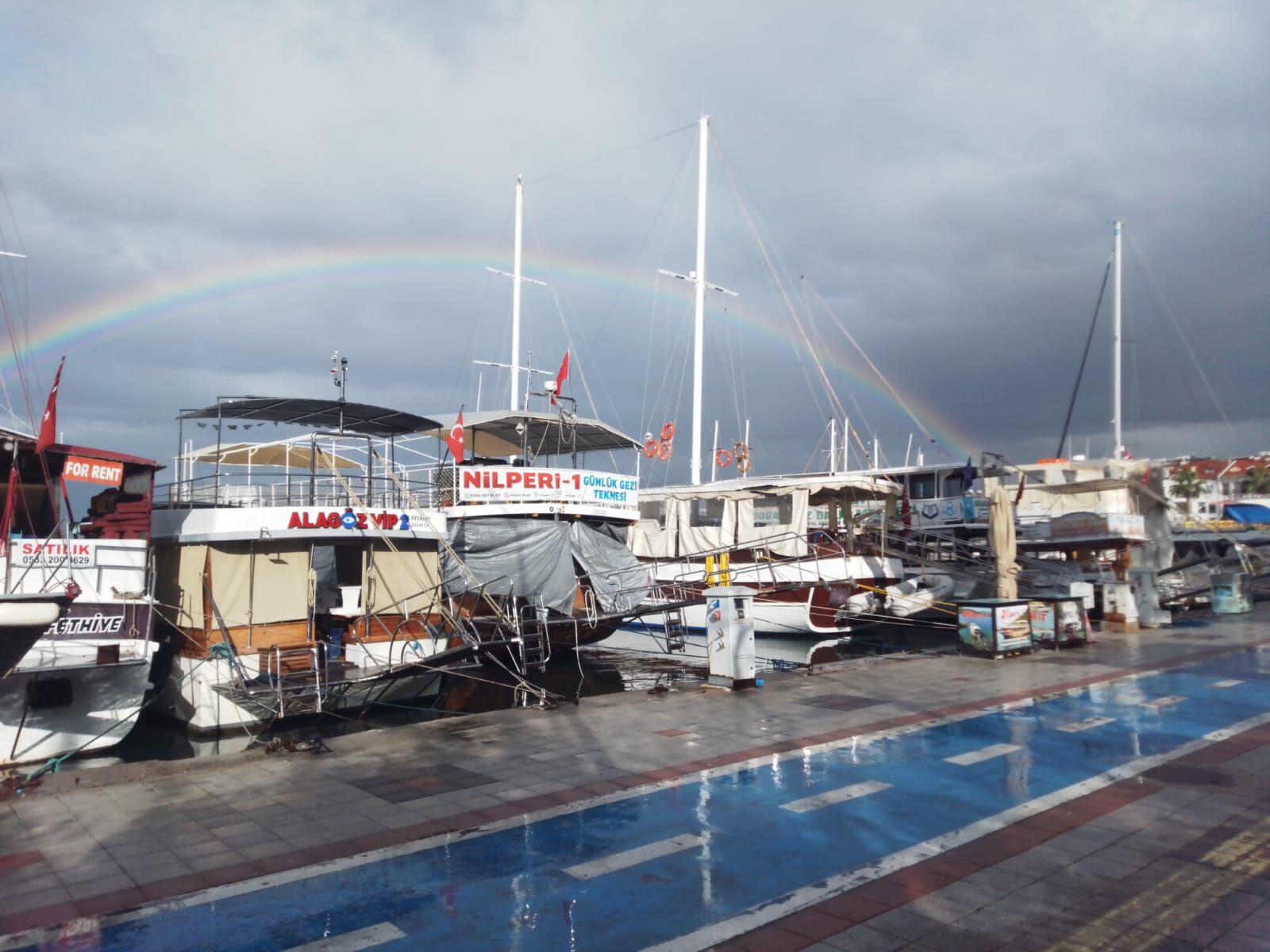 Fethiye'deki Gökkuşağı Göz Kamaştırdı