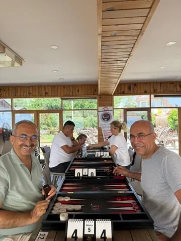 Fethiye'deki Öğretmenler Tavla Turnuvası, Çekişmeli Ve Heyecanlı Geçti