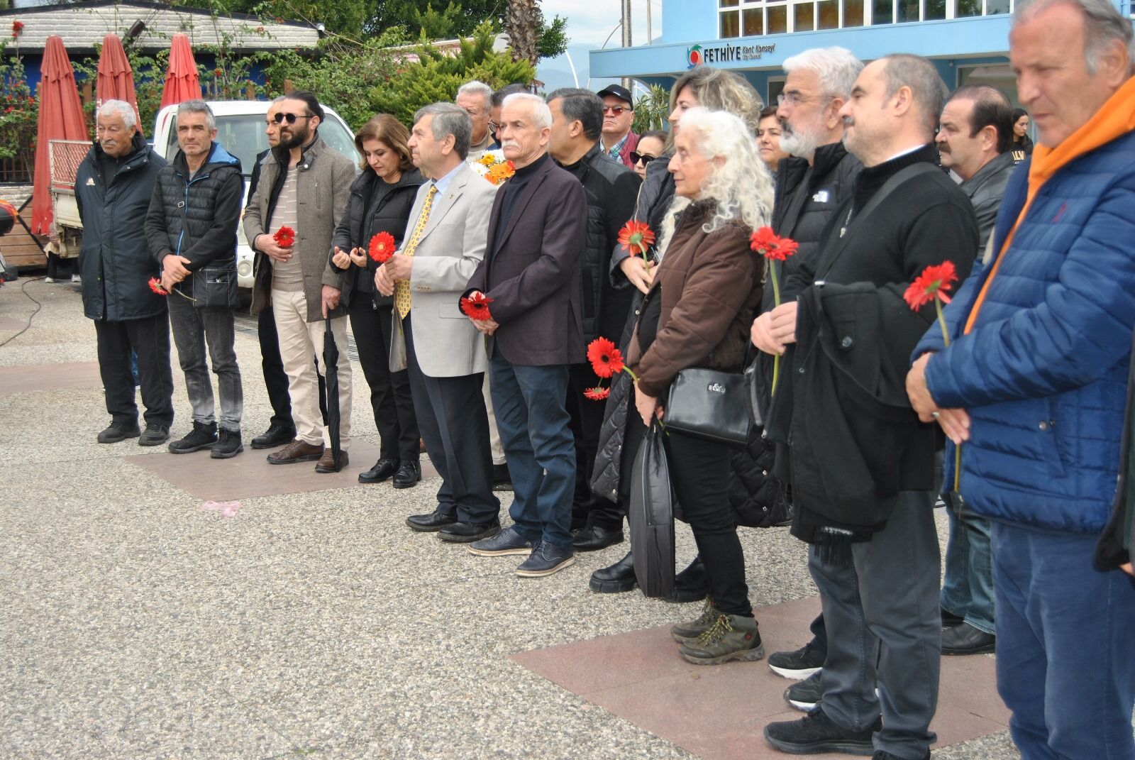 Fethiyeli TRT Sanatçısı Hamdi Özbay, Vefatının 8. Yılında Törenle Anıldı