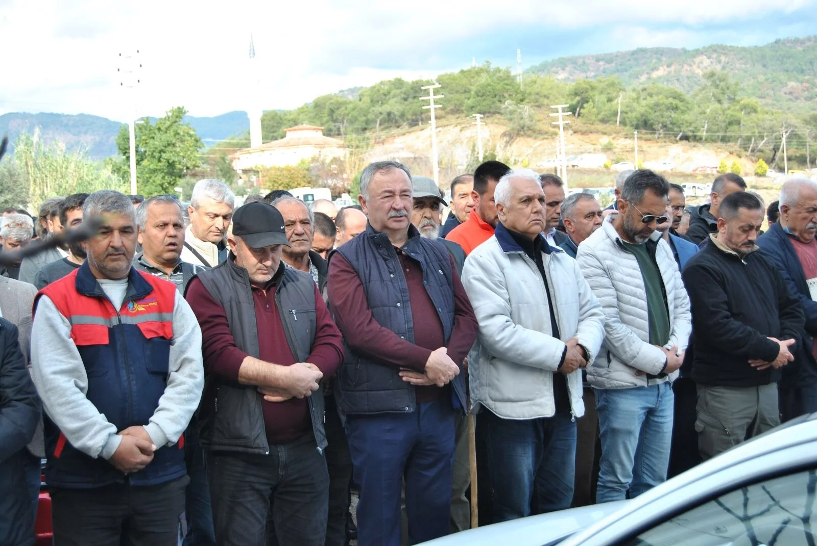 Fethiye’nin Sevilen Siyasetçisi Cengiz Çay Son Yolculuğuna Uğurlandı