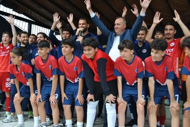 Fethiyespor, 23 Nisan Coşkusu Yaşadı