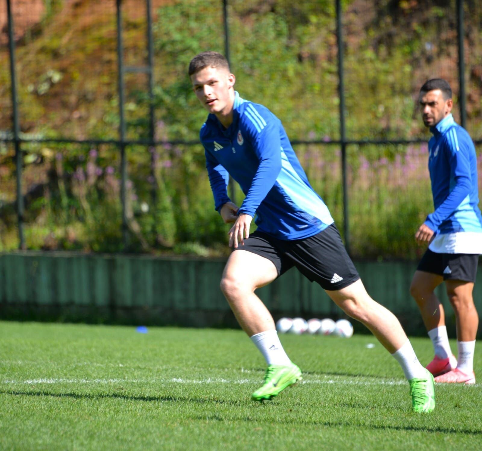 Fethiyespor, İyice Güçleniyor