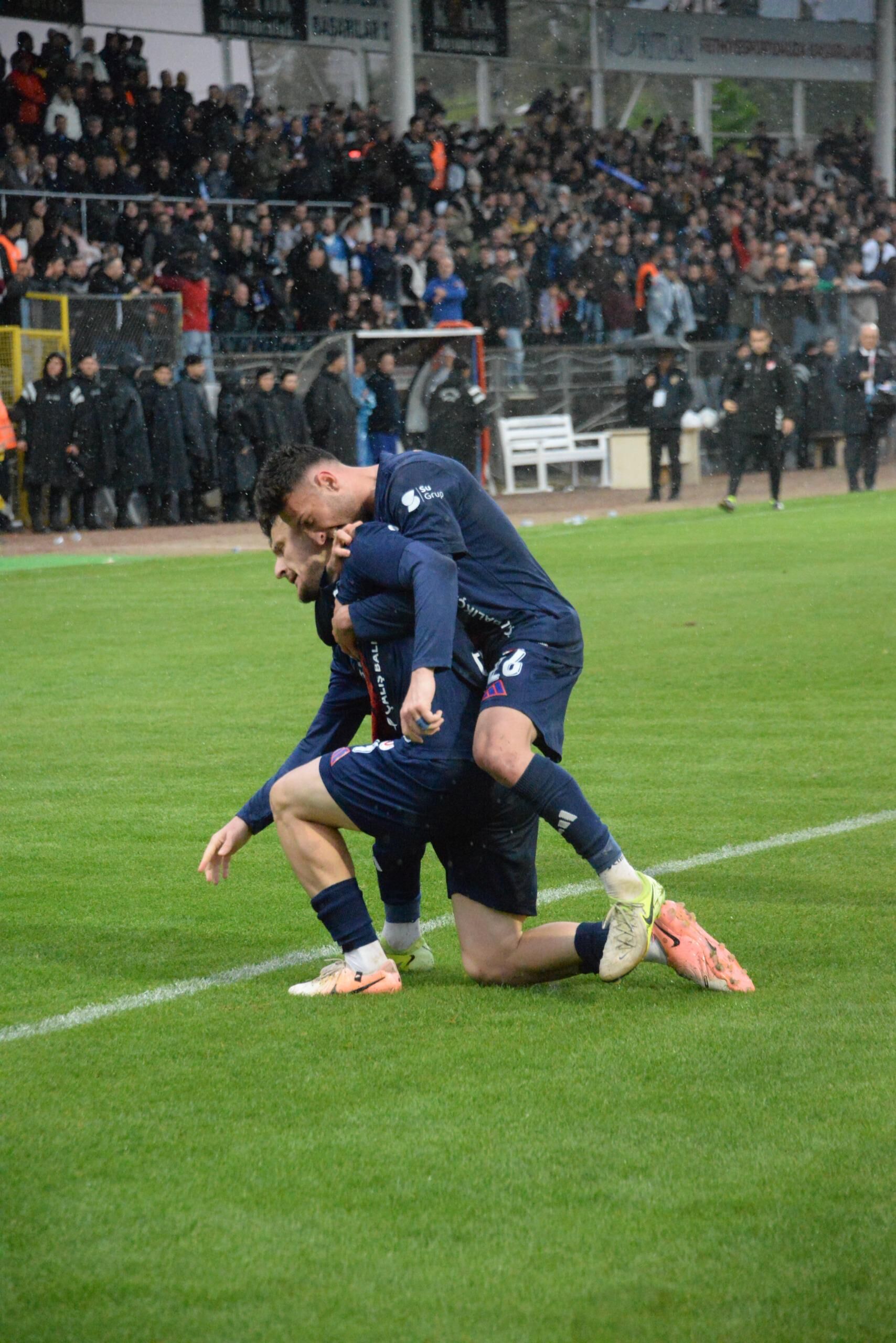 Fethiyespor, Taraftarlarını Mutlu Etti