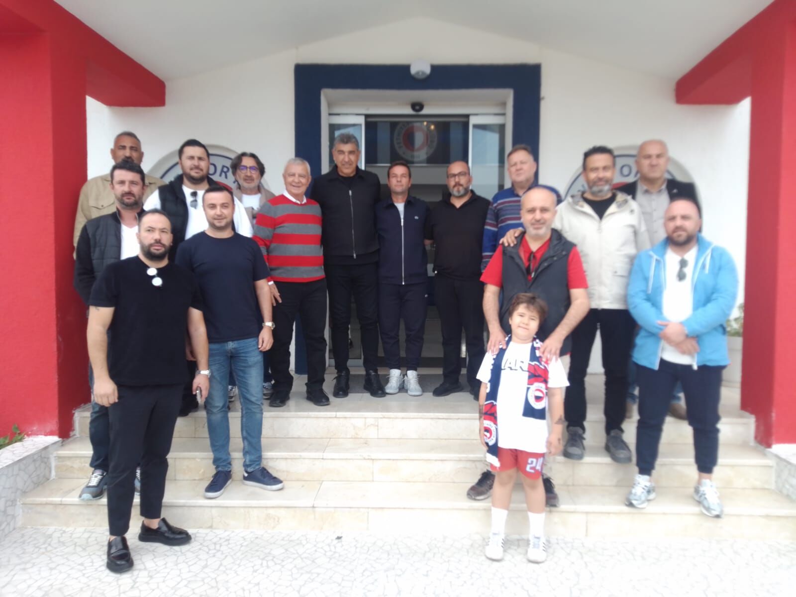 Fethiyespor'da Sait Karafırtınalar Dönemi Başladı
