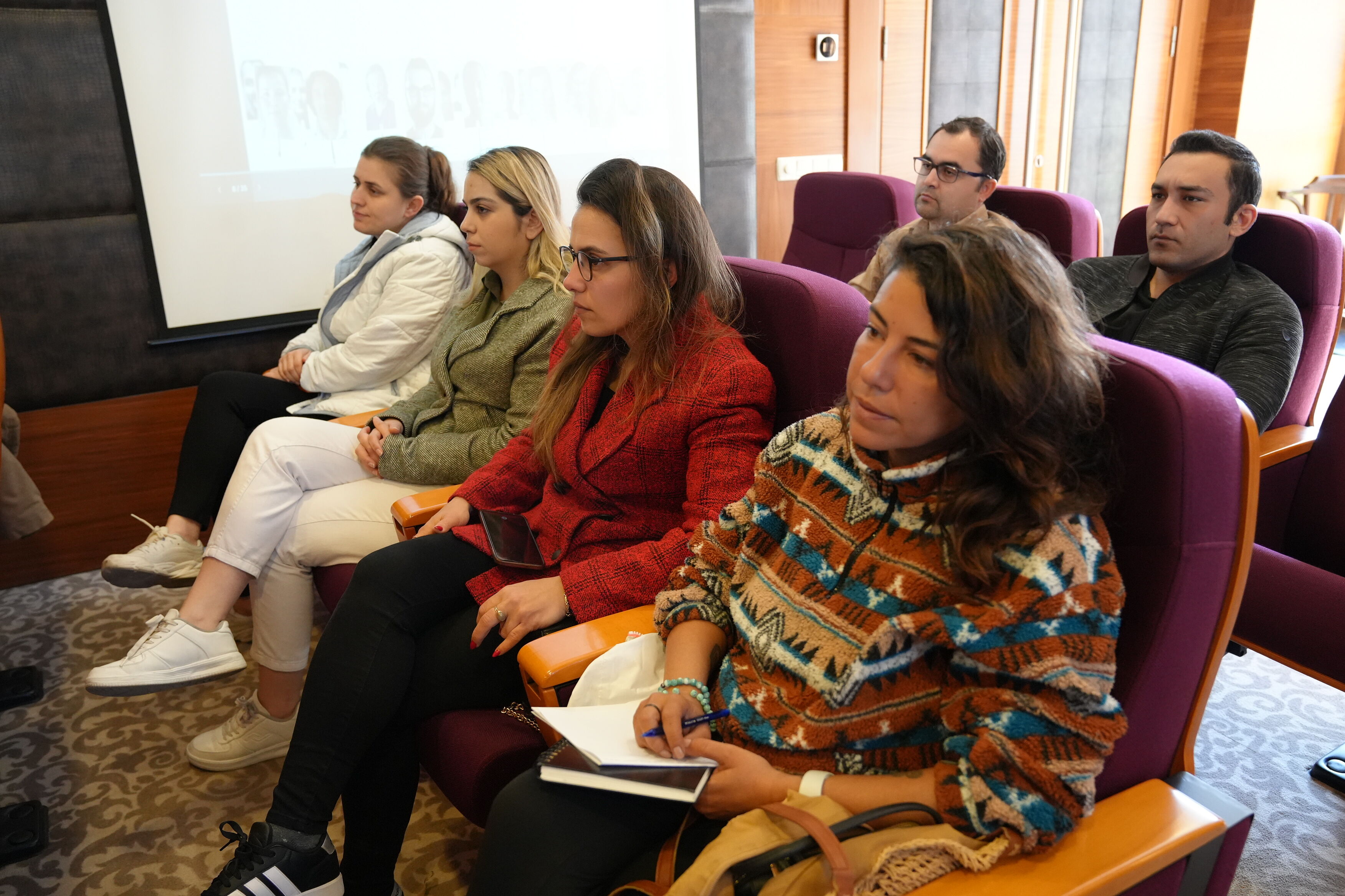 FTSO Akademi’de Hizmet Sektörüne Yönelik İletişim Ve Satış Eğitimi Düzenlendi