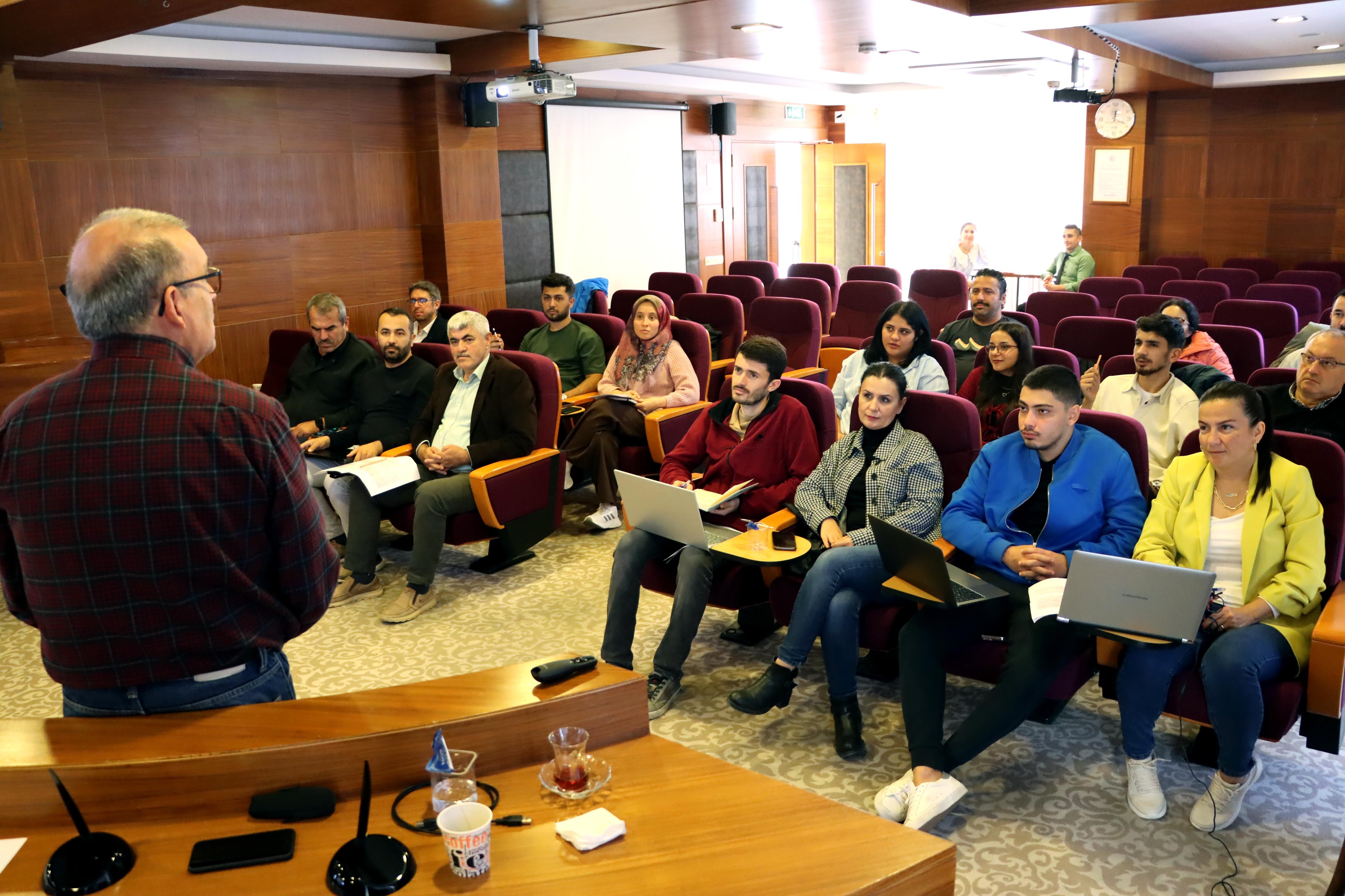 FTSO Akademi’nin, İhracat Eğitimi Yoğun İlgi Gördü