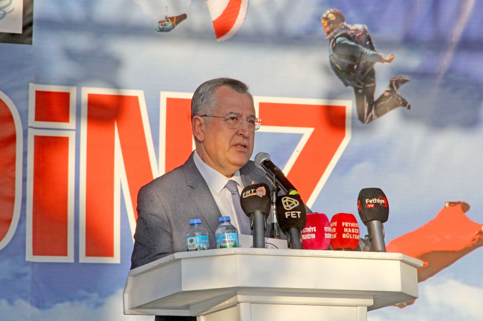 Çıralı, "Yamaç Paraşütü Yazın Yüksek, Sezon Sonunda Ucuz Olmamalı”