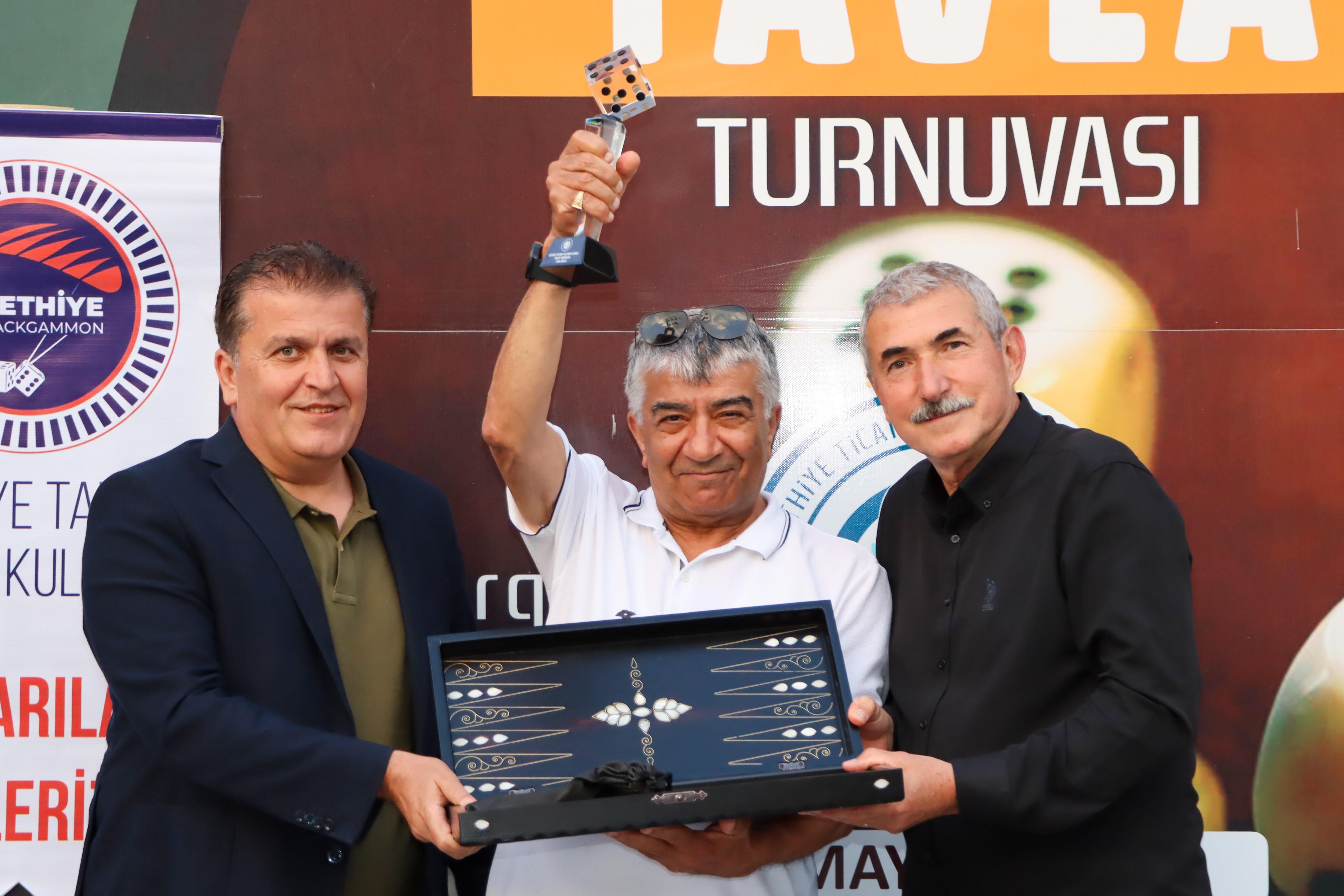 FTSO Tavla Turnuvası’nda Dostluk Kazandı