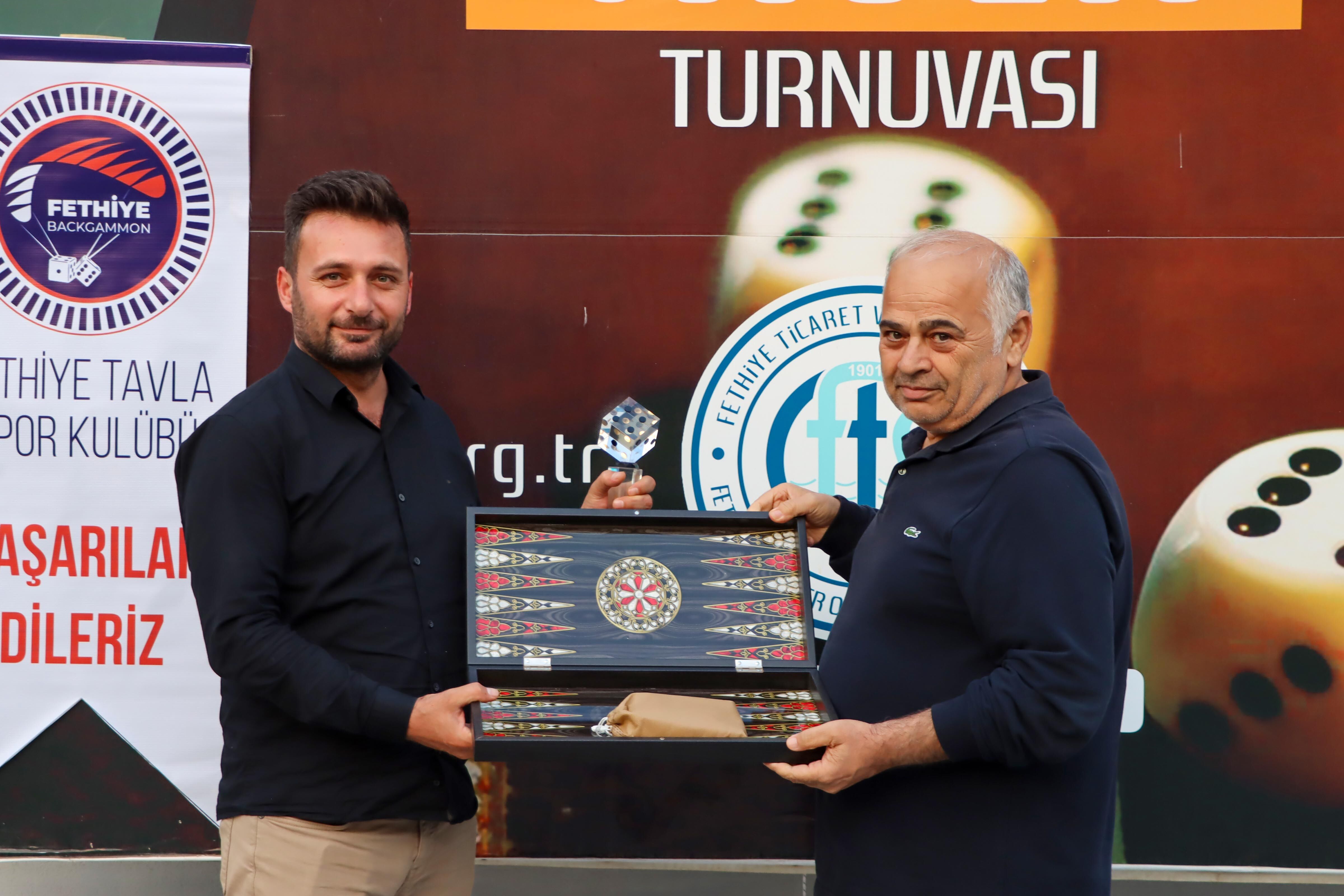 FTSO Tavla Turnuvası’nda Dostluk Kazandı