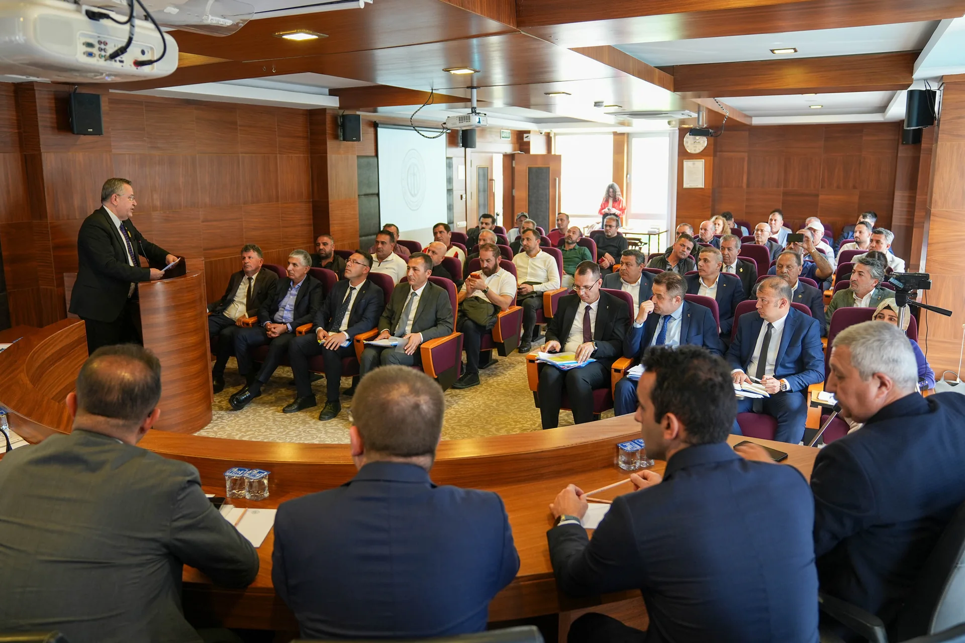 FTSO’DA Yaş Sebze Ve Meyve Sektörünün Sorunları Ele Alındı