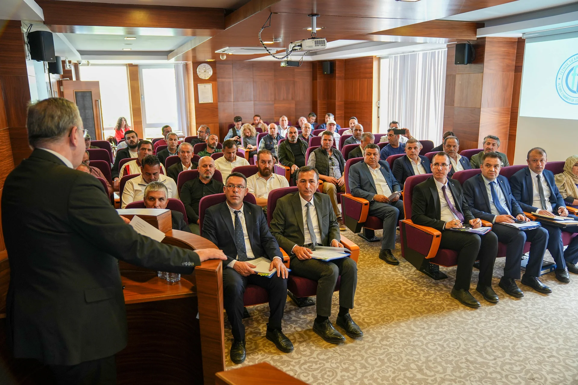 FTSO’DA Yaş Sebze Ve Meyve Sektörünün Sorunları Ele Alındı