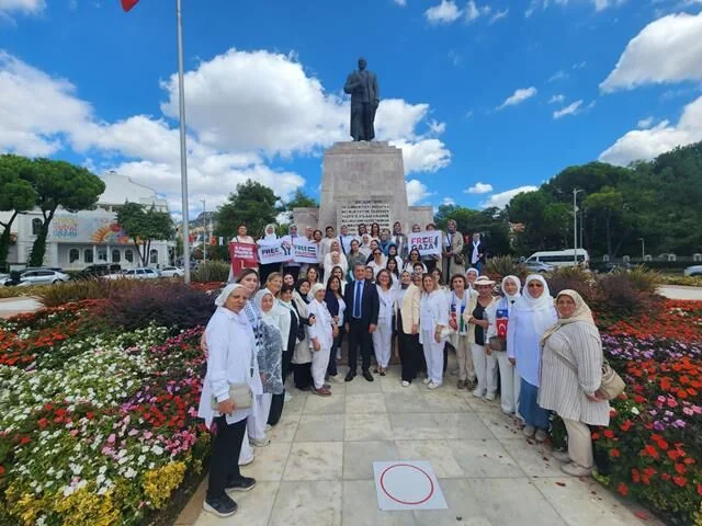 Gazze İçin Sessiz Çığlık Zinciri Oluşturdular