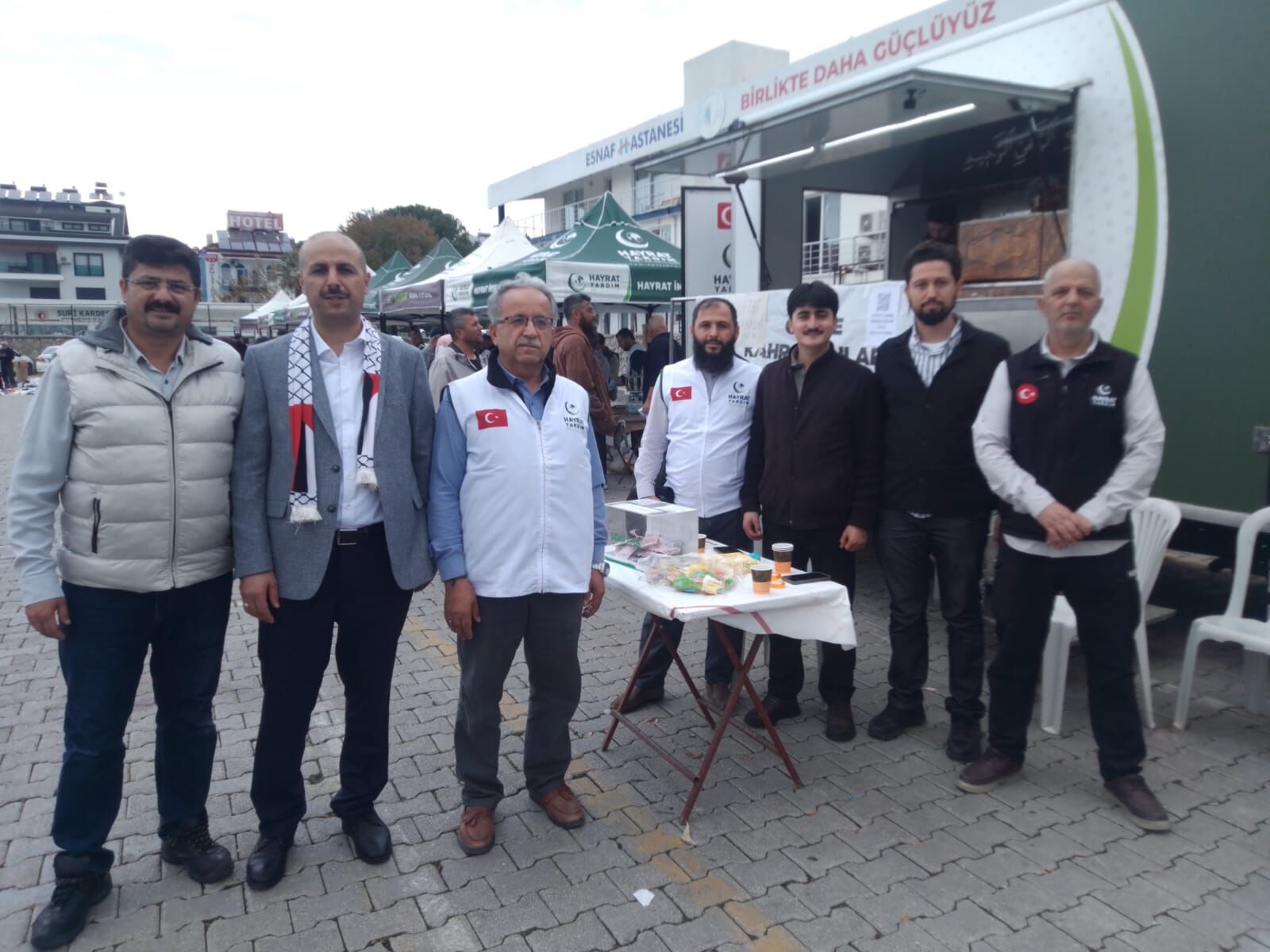 Fethiye'de Gazze Yararına Yapılan Kermese Büyük İlgi Oldu