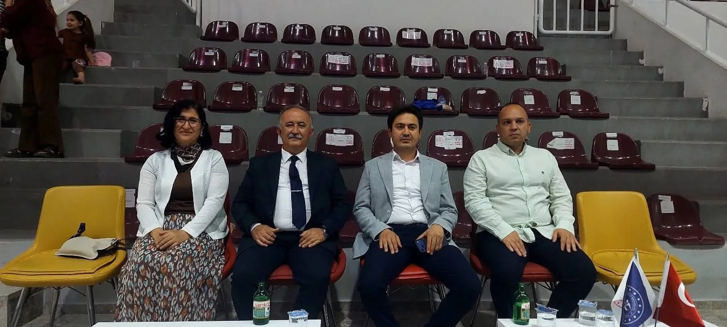 Geleneksel Çocuk Oyunları Şenliği Ödül Töreniyle Sona Erdi