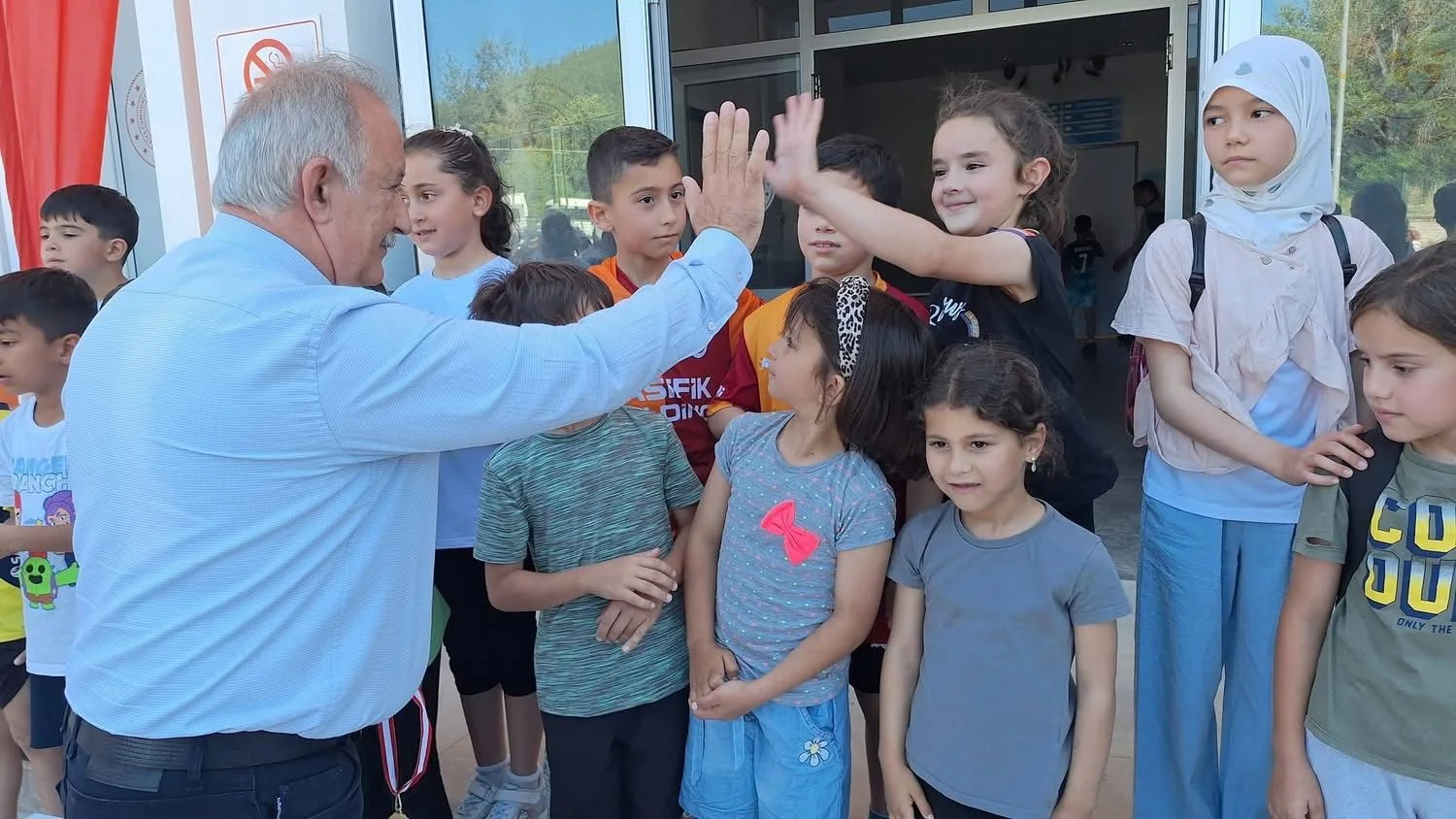 Geleneksel Çocuk Oyunları Şenliği Ödül Töreniyle Sona Erdi