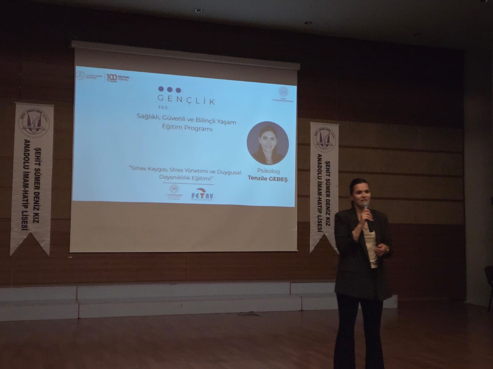 Gençlik 360 Eğitim Programı Kapsamında Eğitimler Sürüyor