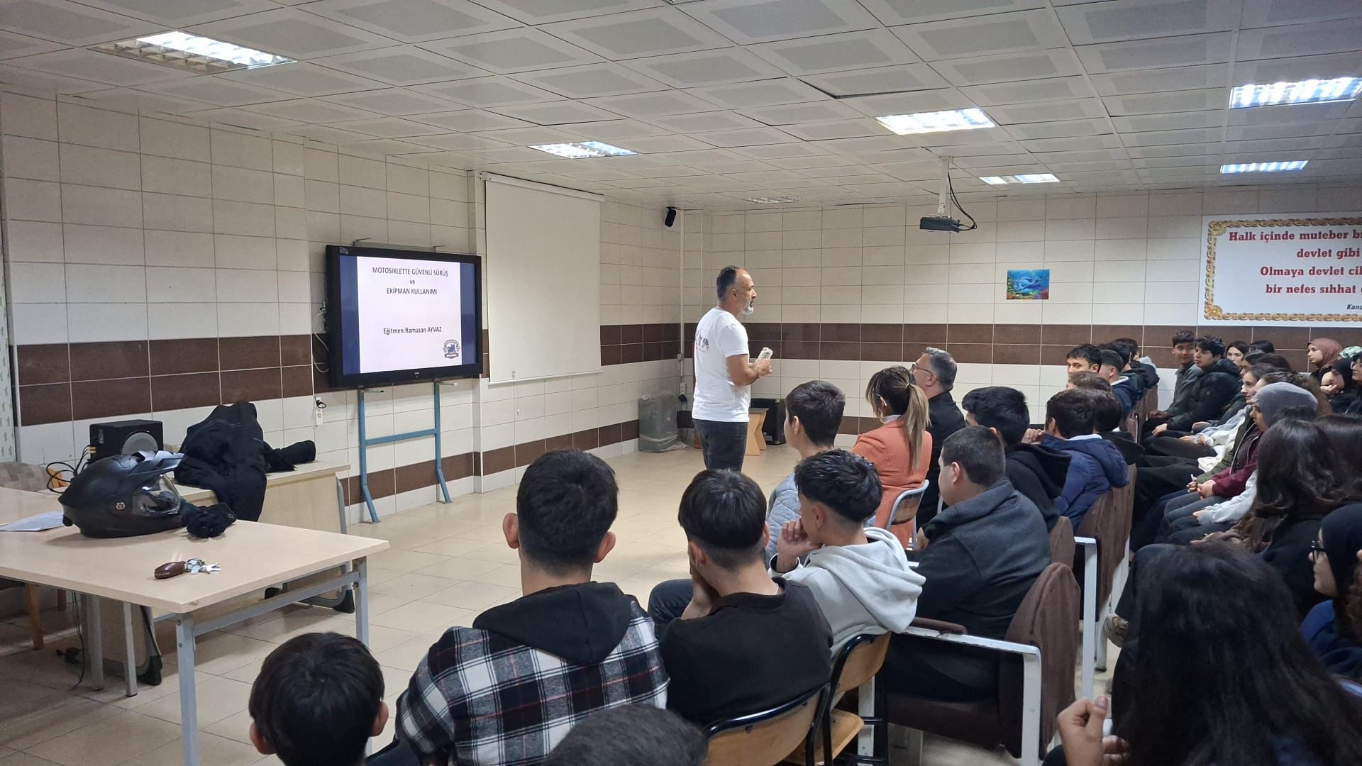 Gençlik 360 Eğitim Programı Kapsamında Eğitimler Sürüyor