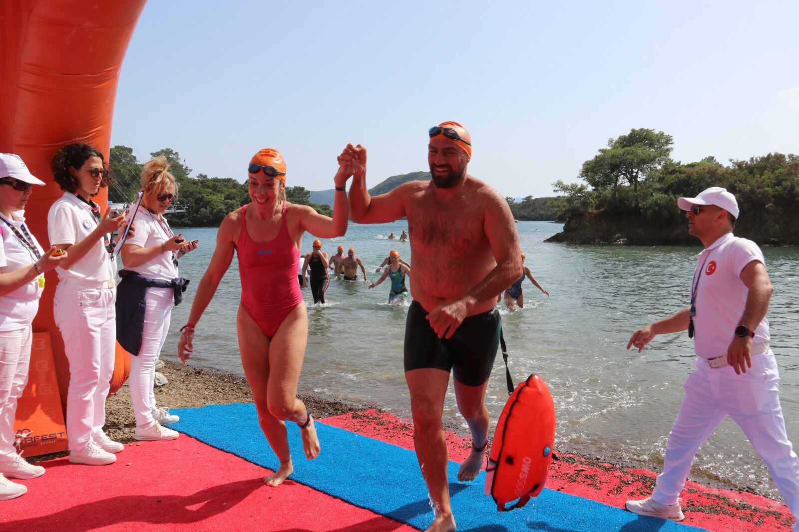 Göcek’te Açık Su Heyecanı Başladı: 863 Sporcu Kulaç Attı