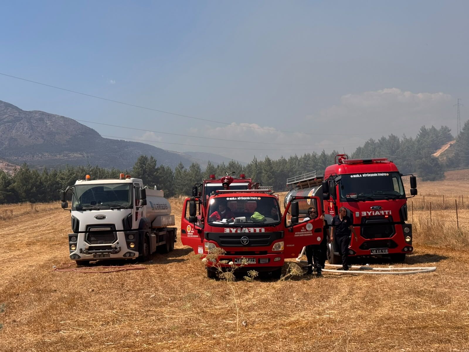 Gölbent Mahallesindeki Yangın Kontrol Altına Alındı