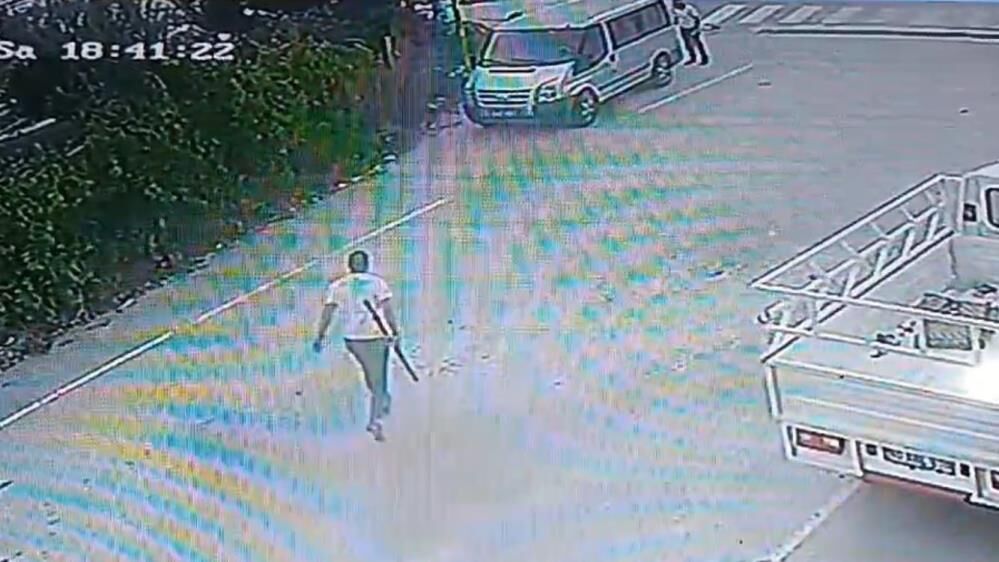 Gölhisar’da İş Yeri Önünde Baba Ve Oğul Tüfekle Öldürüldü