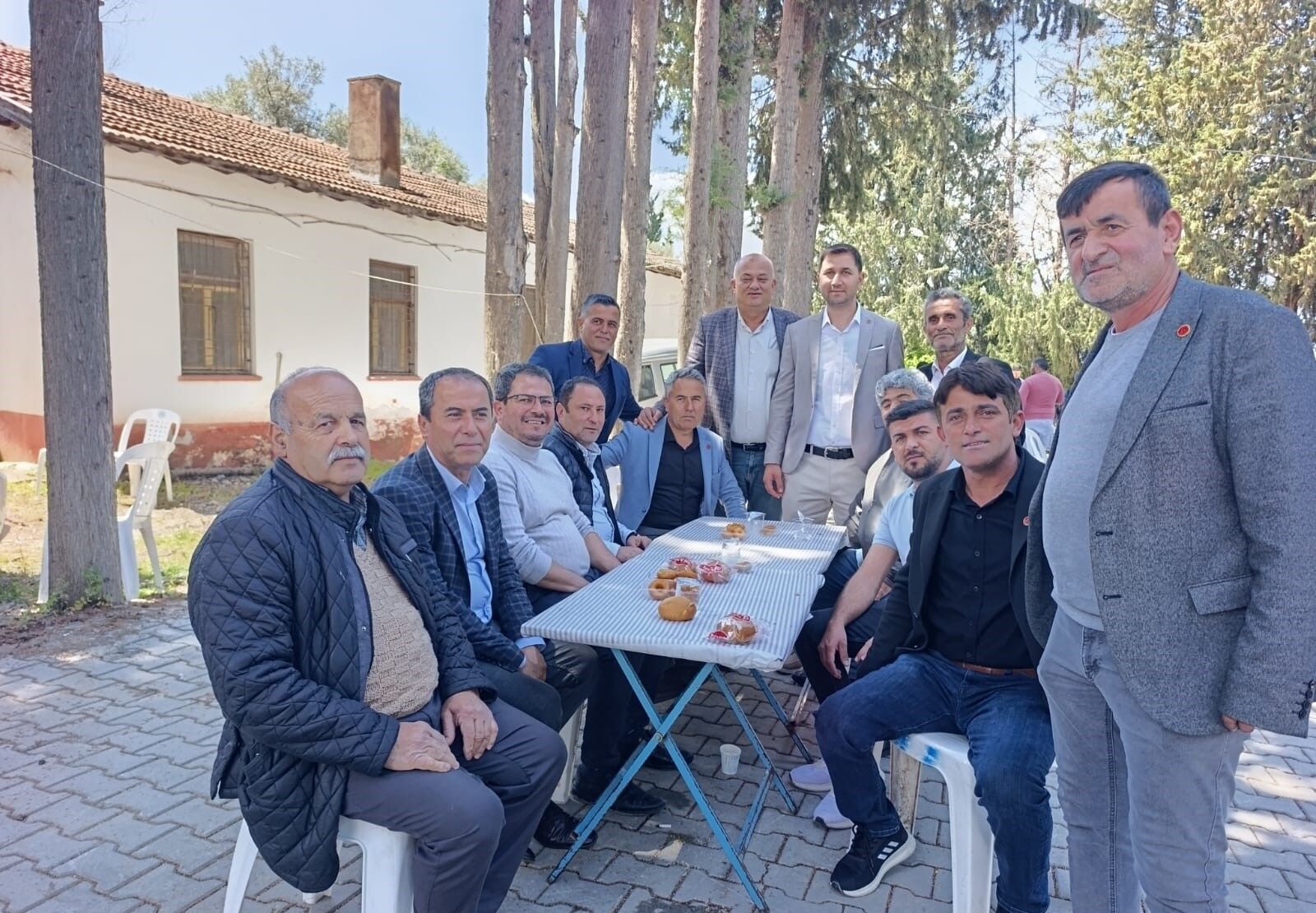 Hacıosmanlar’da Gönülleri Buluşturan Şükür Sofrası