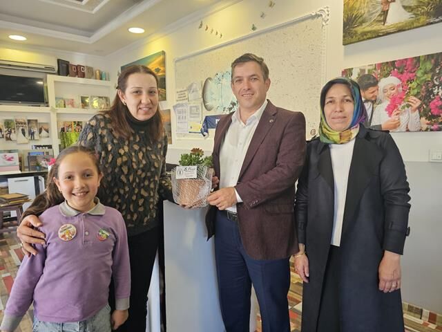 Harun Sağır, Kadın Esnafların Gününü Kutladı