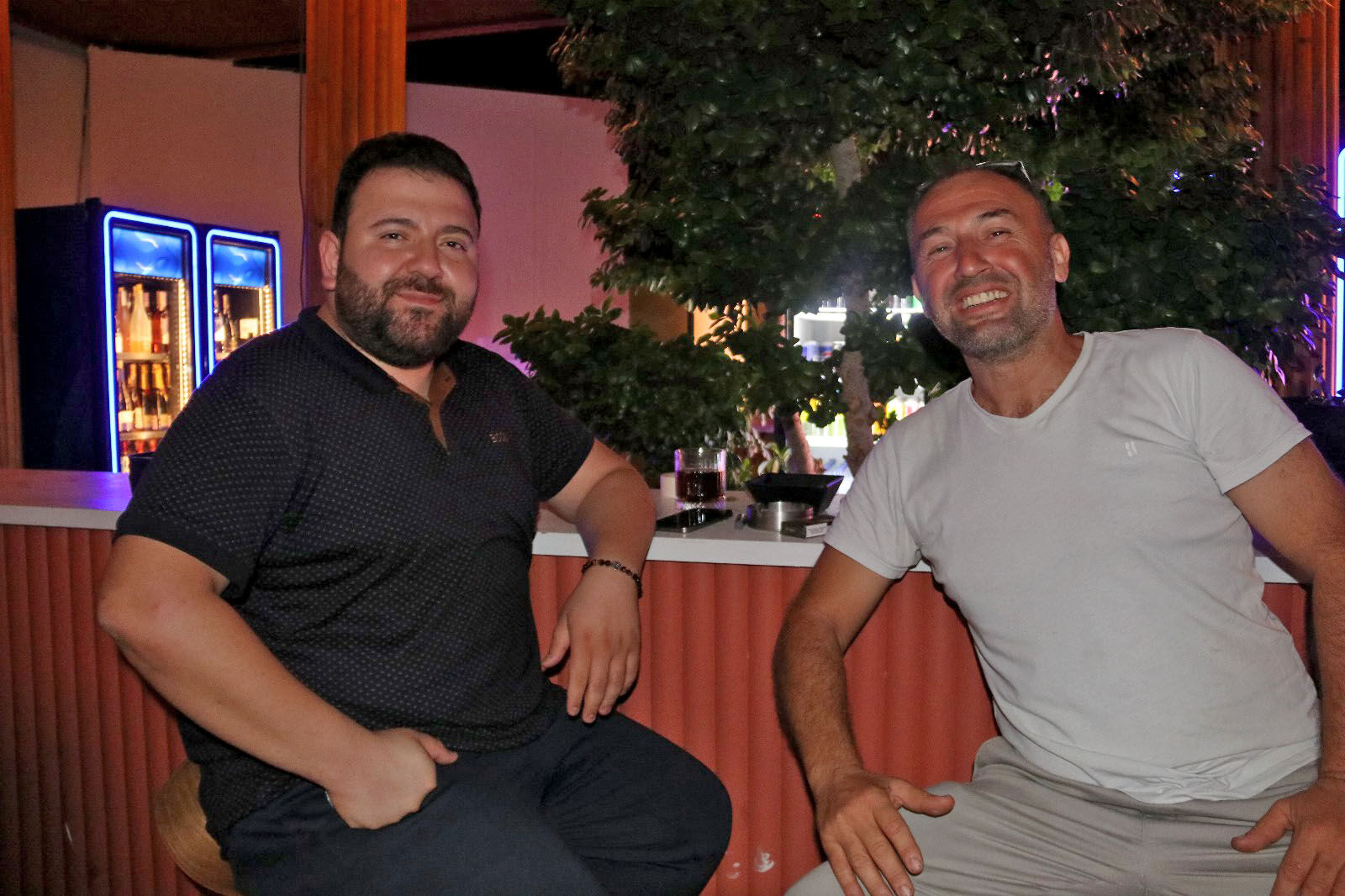 Hayal Kahvesi Fethiye’de Hakkı Bulut Sahne Aldı